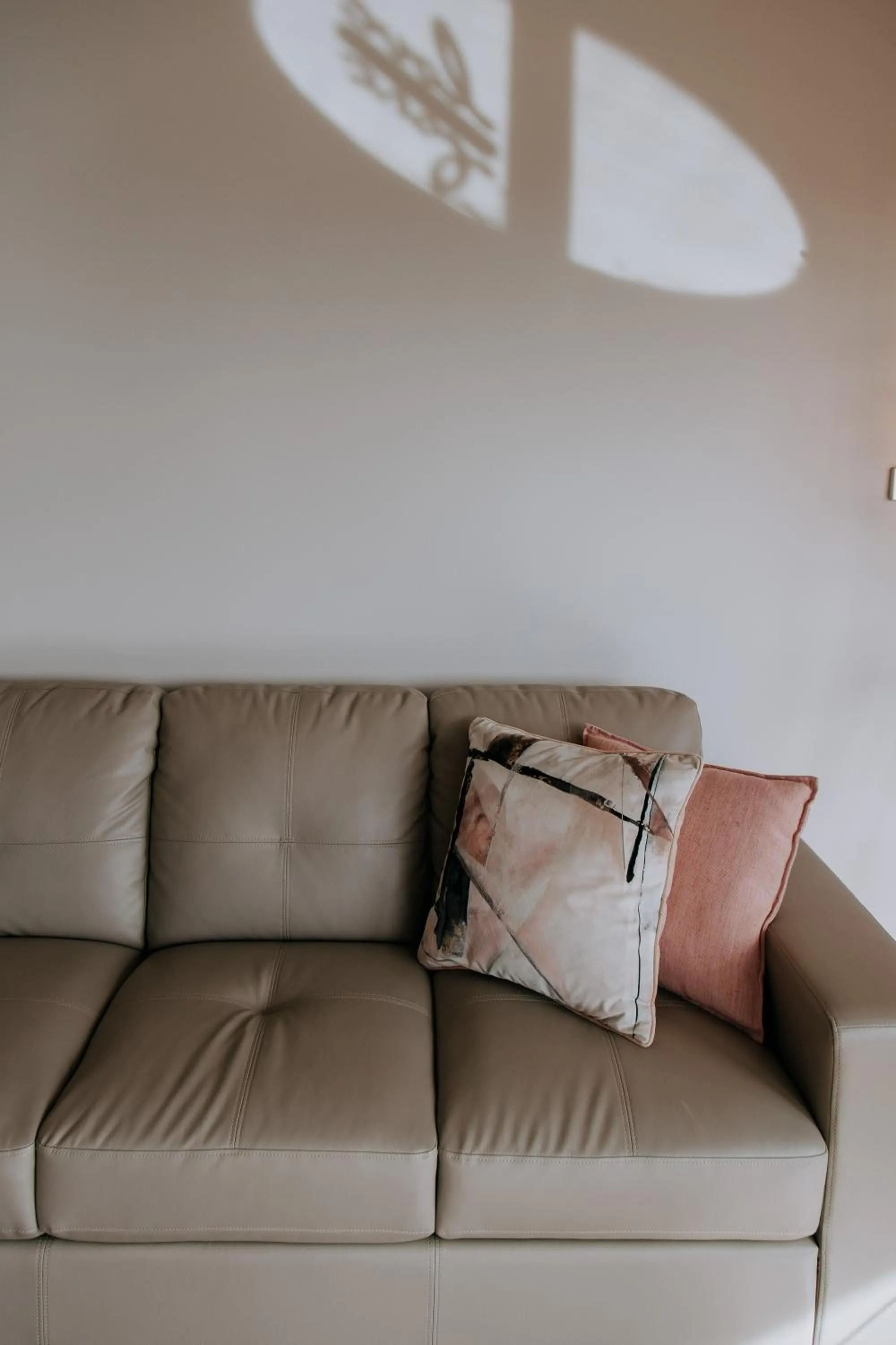 Living room in Eagle View Escape