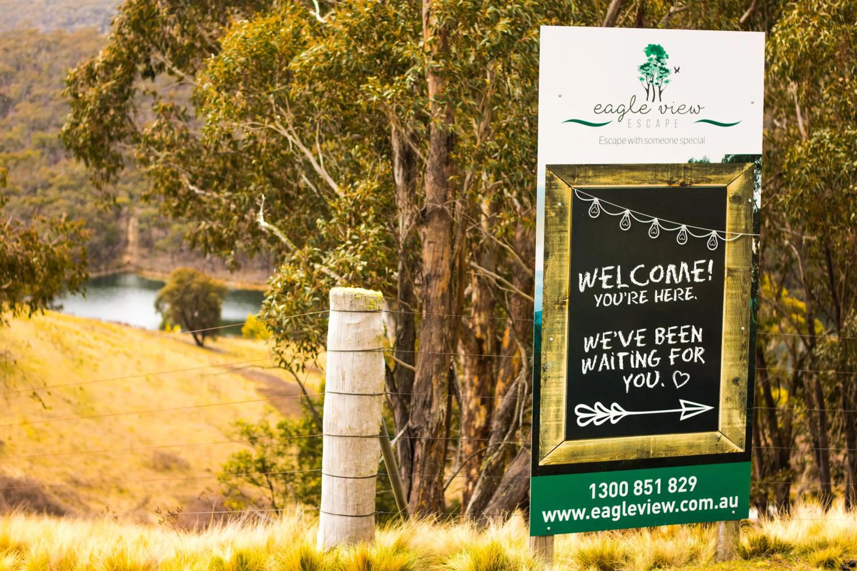 Property logo or sign in Eagle View Escape