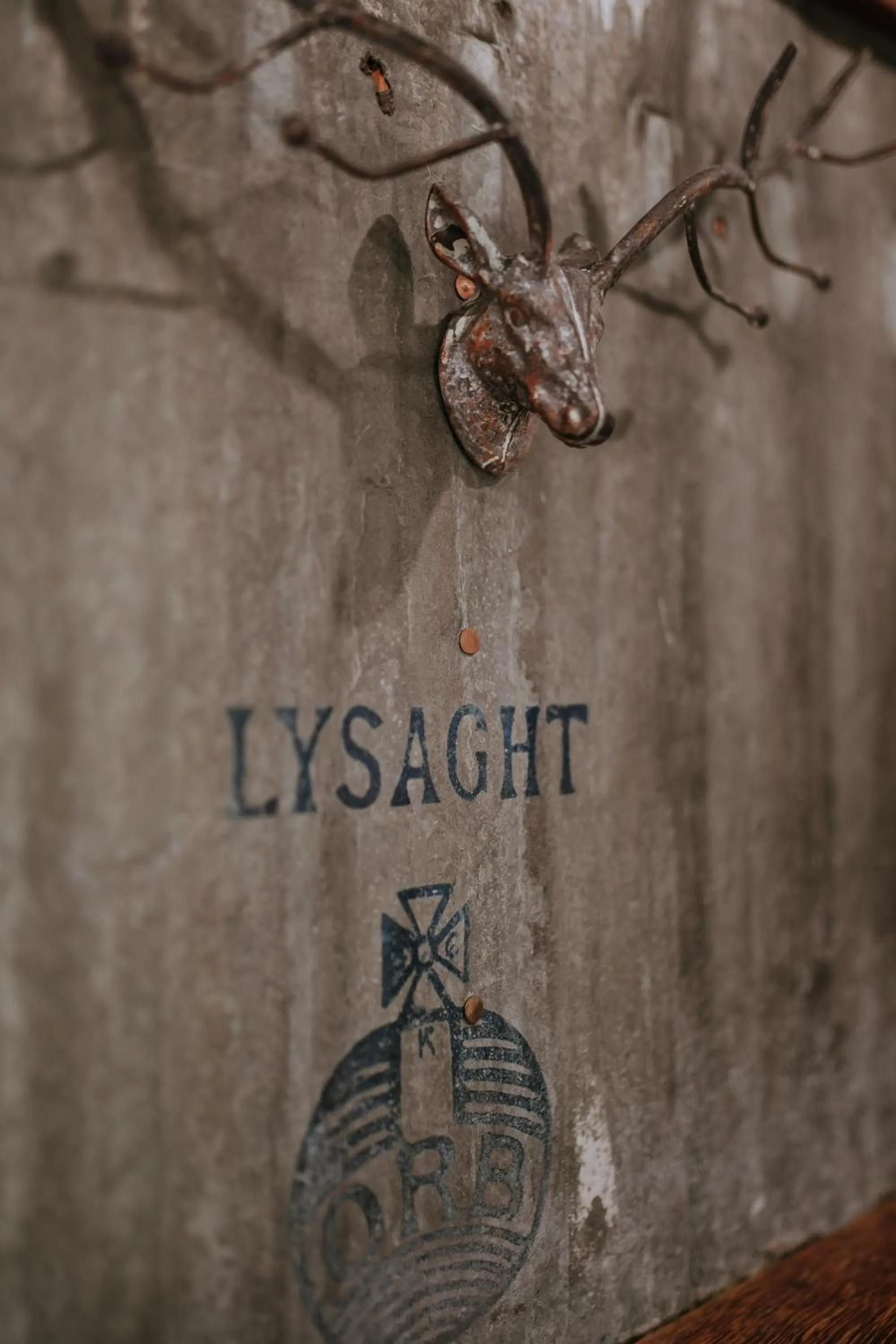 Decorative detail in Eagle View Escape