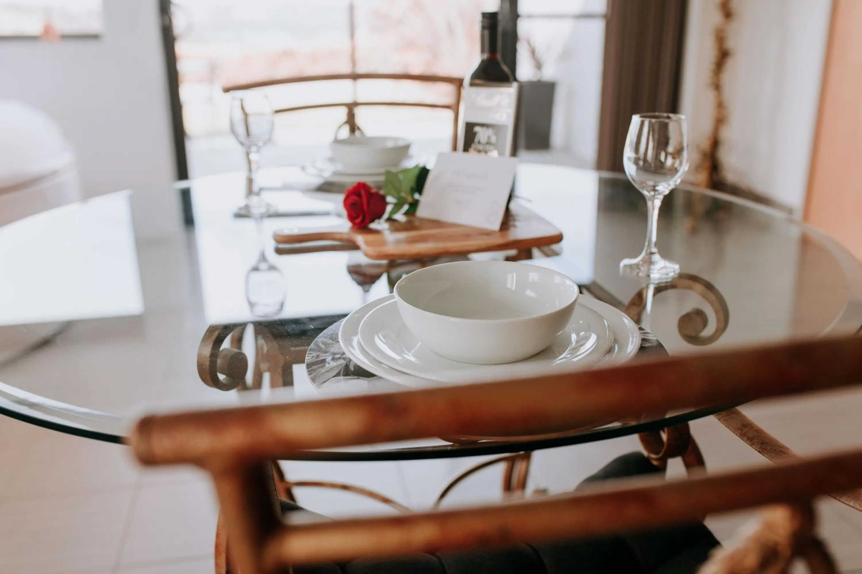 Dining area in Eagle View Escape