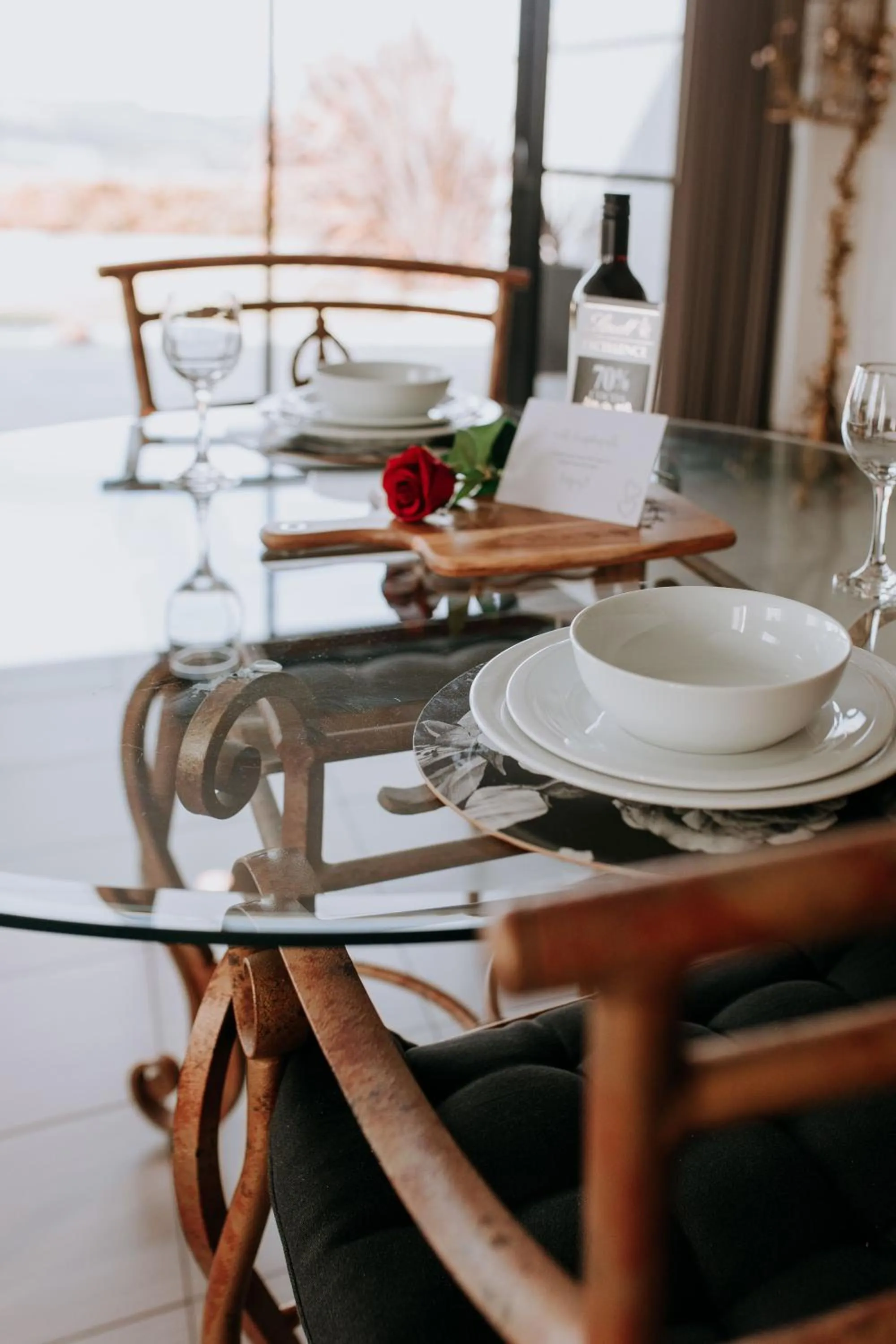 Dining area in Eagle View Escape