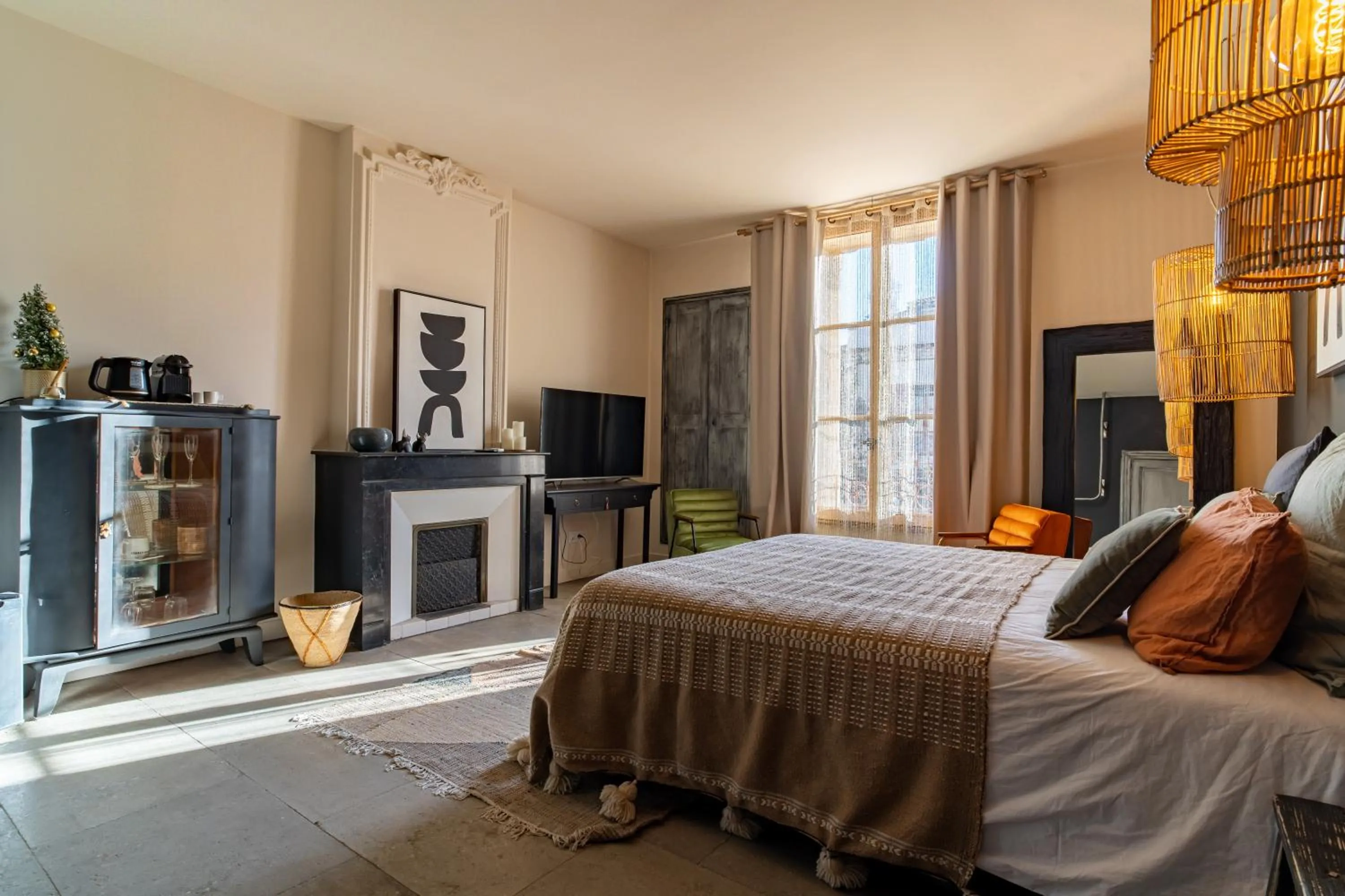 La Maison de Lyna - Suites de charme intra-muros avec parking & autonomie