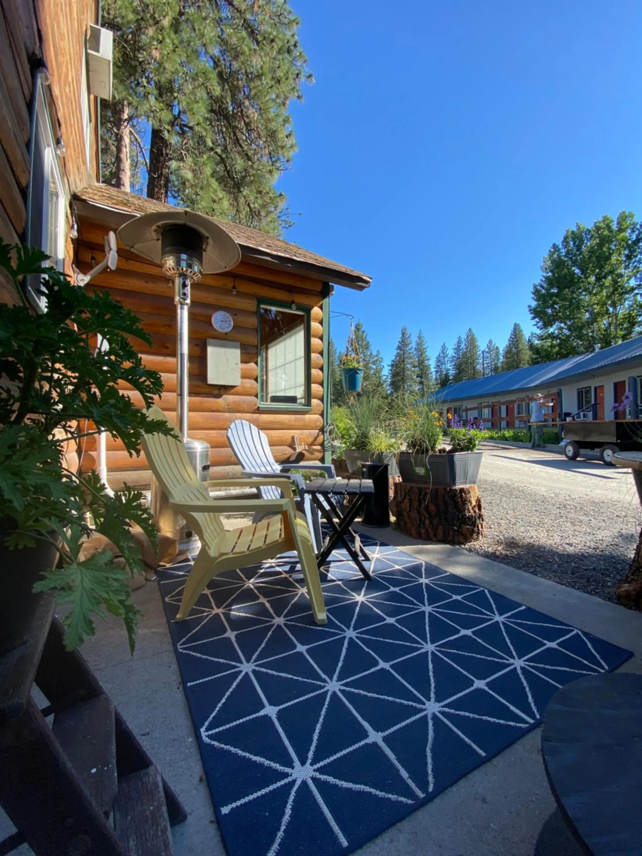 Columbia Point Resort