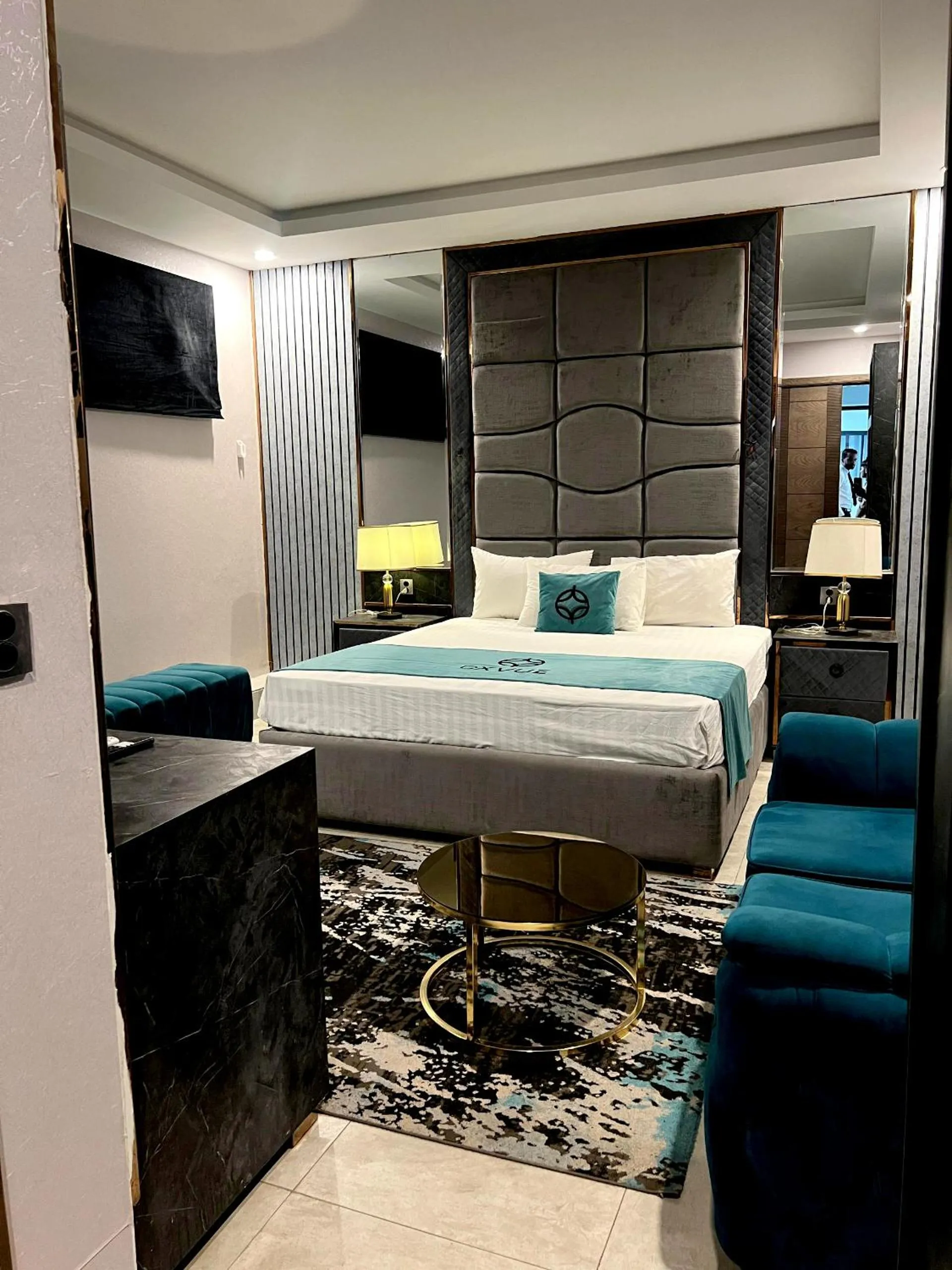 Bed in OXVUE Boutique Hotel