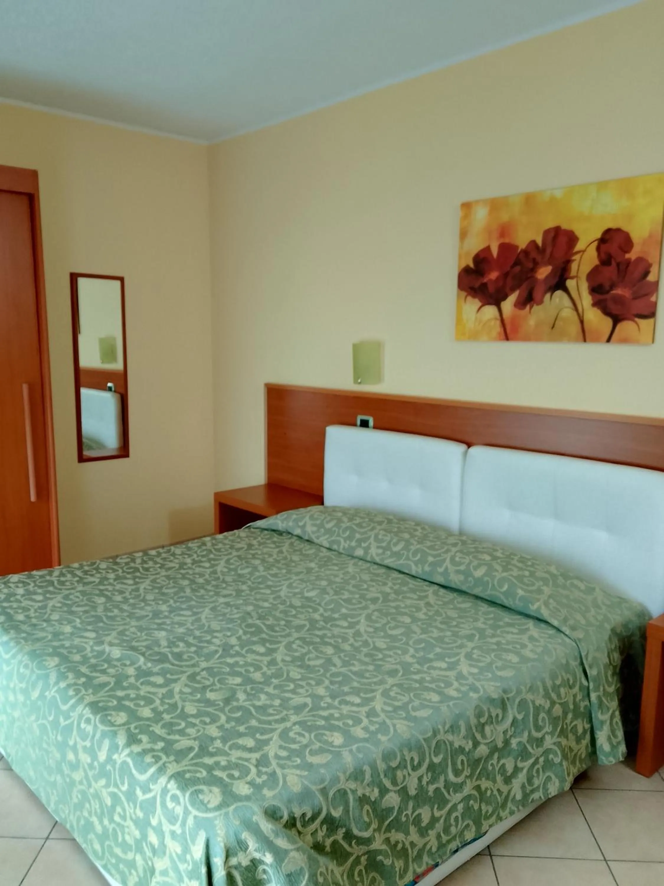 Bed in Da Santo Hotel Ristorante Pizzeria