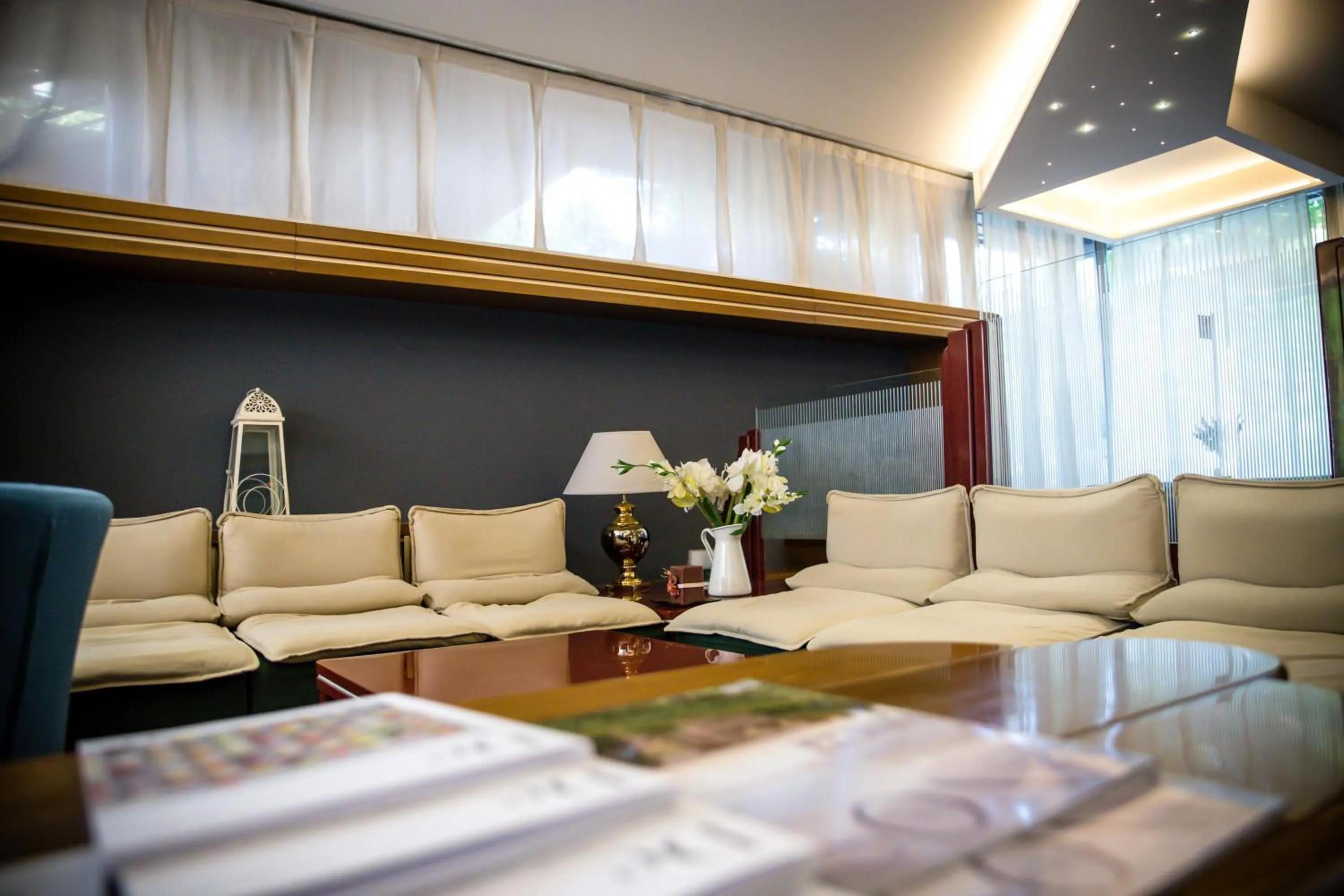 Communal lounge/ TV room in Hotel Citta' Di Conegliano