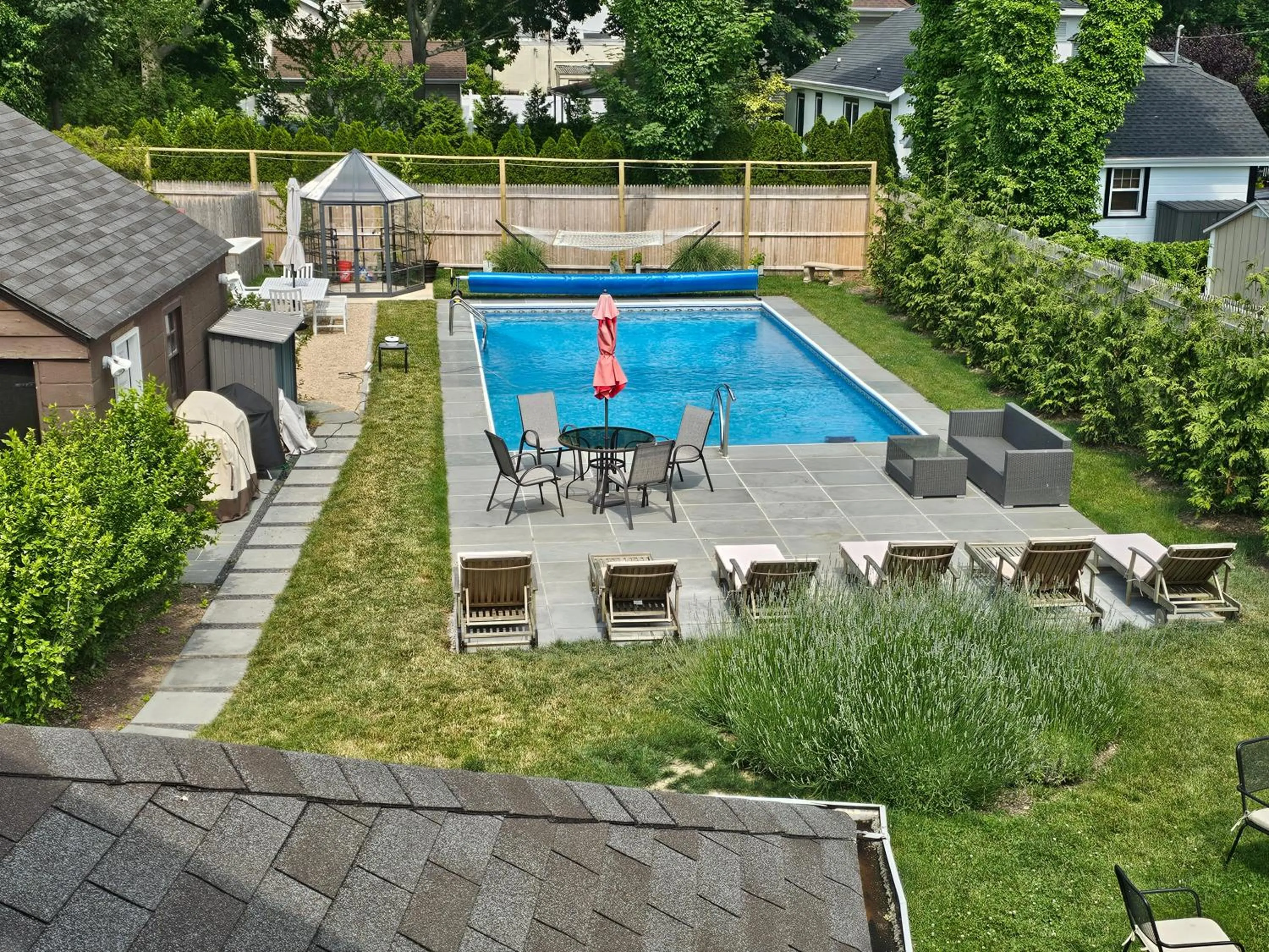 Balcony/Terrace in Come As You Are Inn LLC