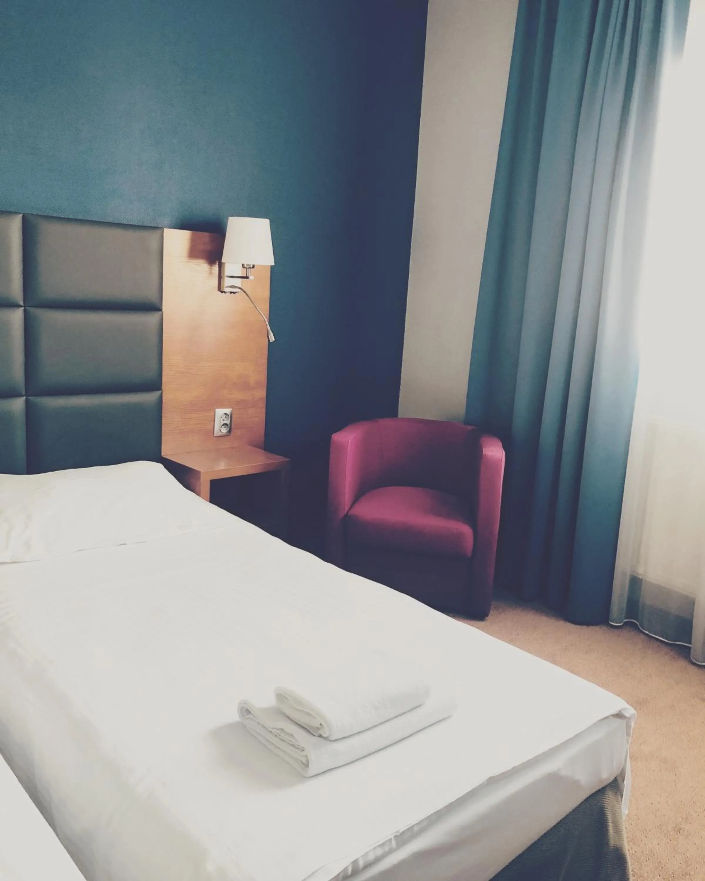Bed in H6 MAJOR ApartHotel Travel & Business, FREE PARKING