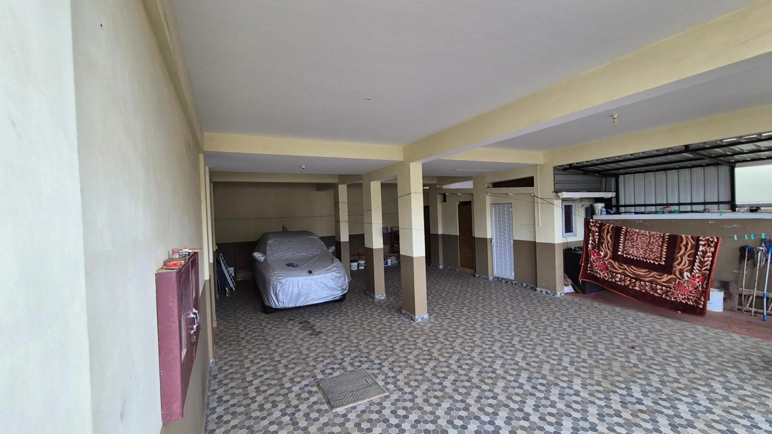 Parking, Bed in Karpagam Residency