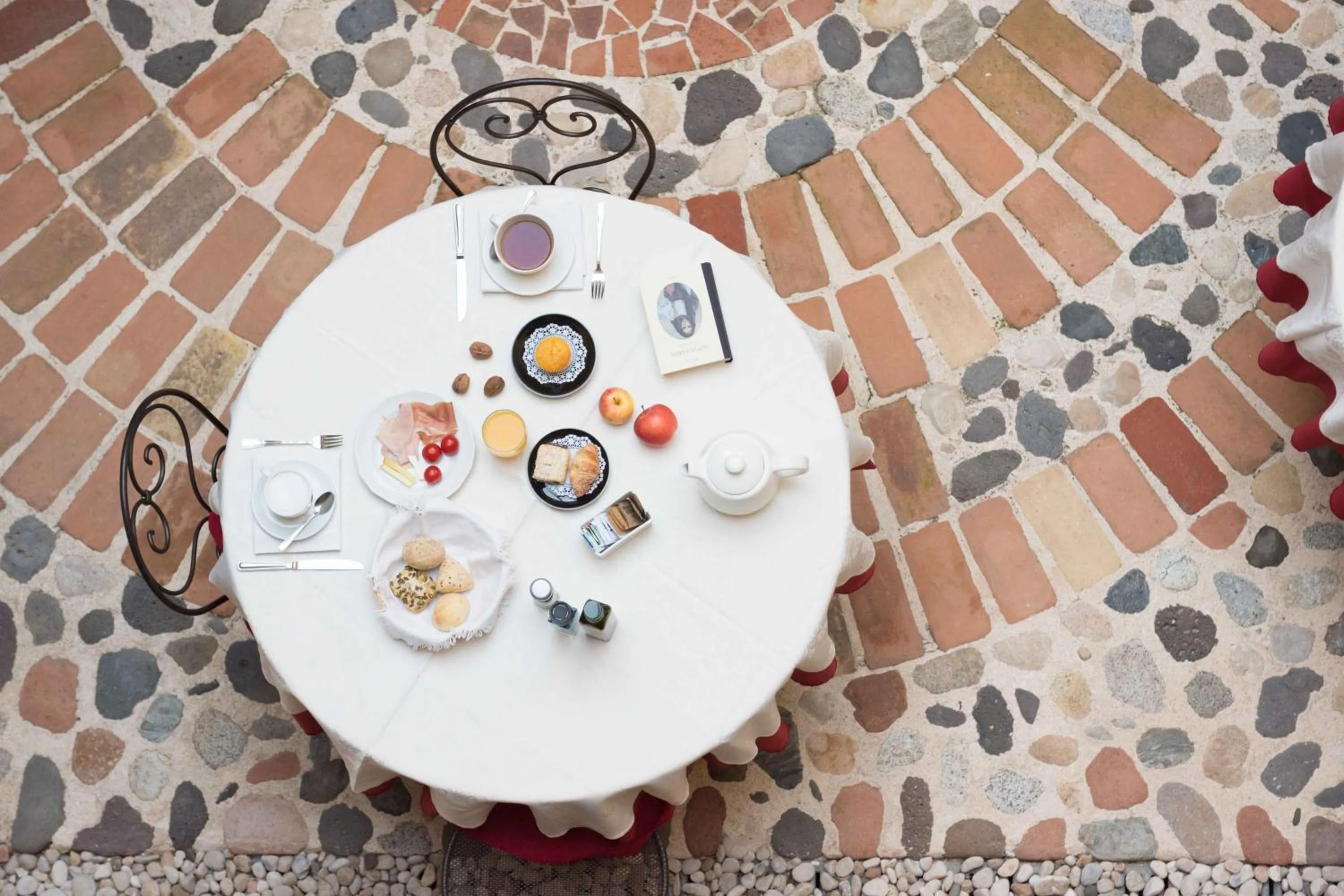 Breakfast in Hotel Anticos Palathos