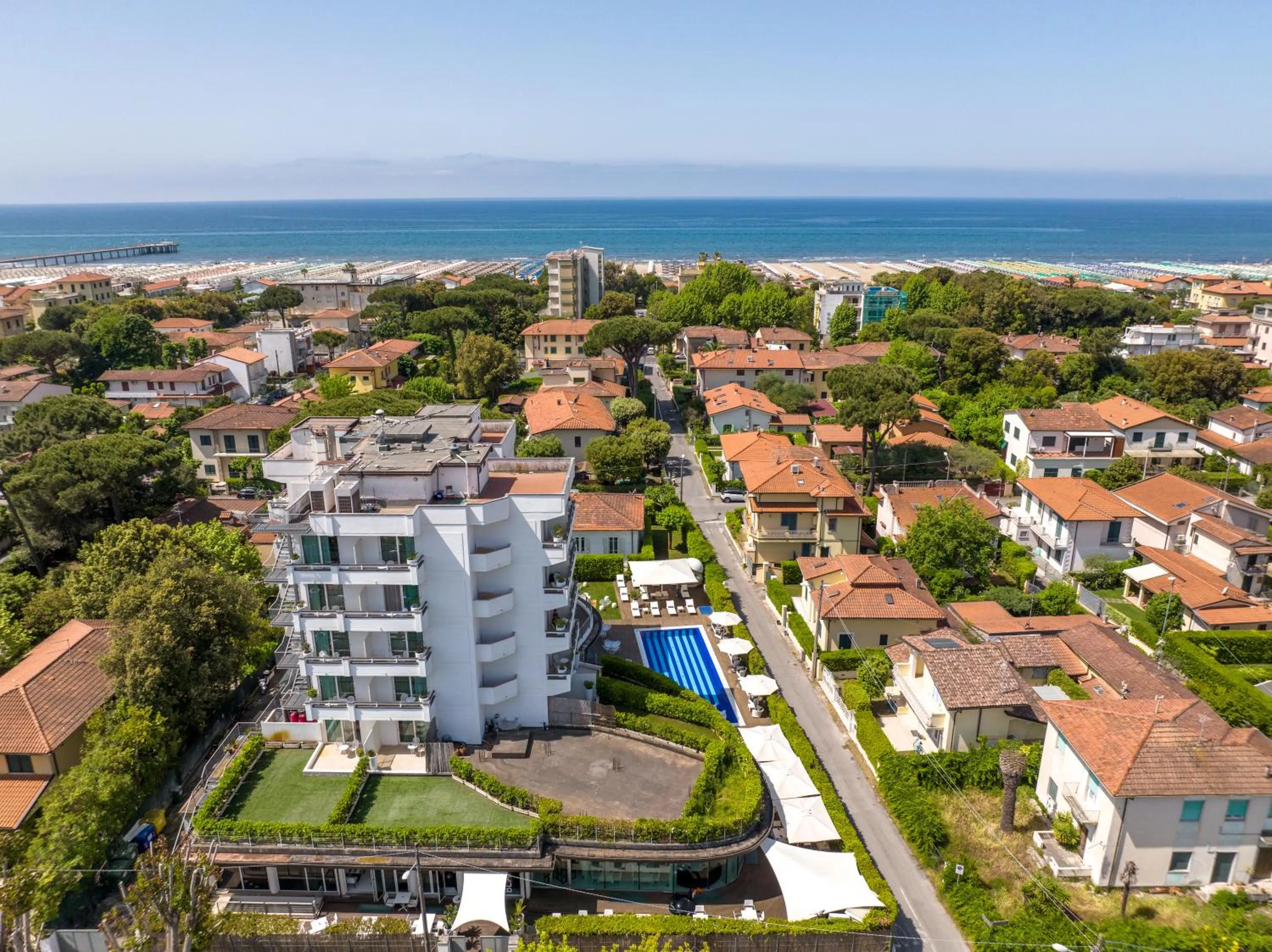 Facade/entrance in Mondial Resort & Spa