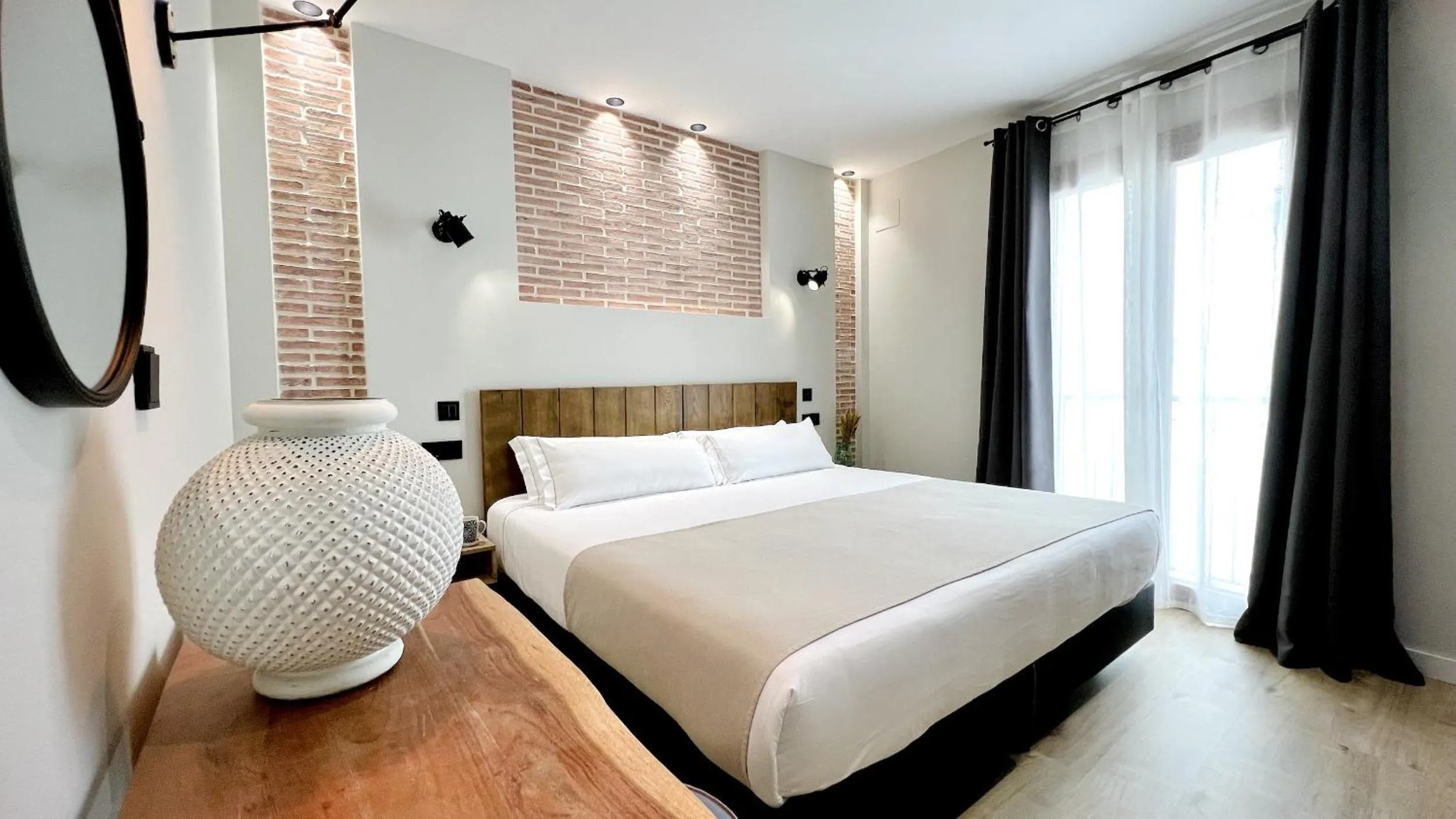Bed in Aparthotel Luz de Gades - Suites Spa Gym - Adults Only