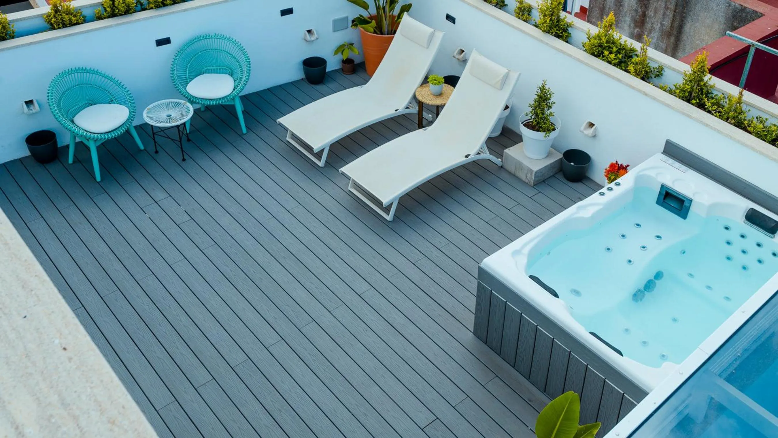 Hot Tub in Aparthotel Luz de Gades - Suites Spa Gym - Adults Only