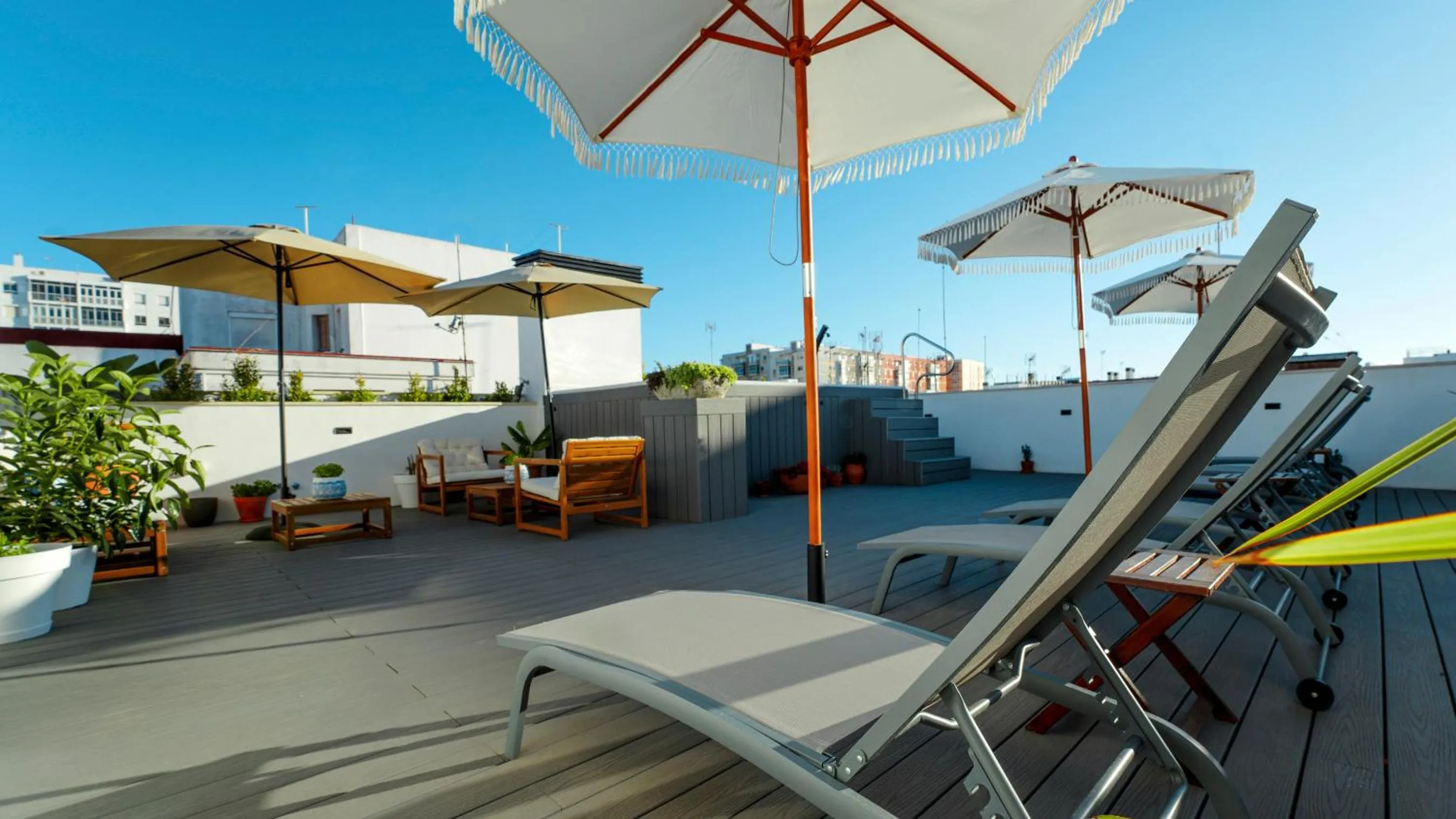 Solarium in Aparthotel Luz de Gades - Suites Spa Gym - Adults Only