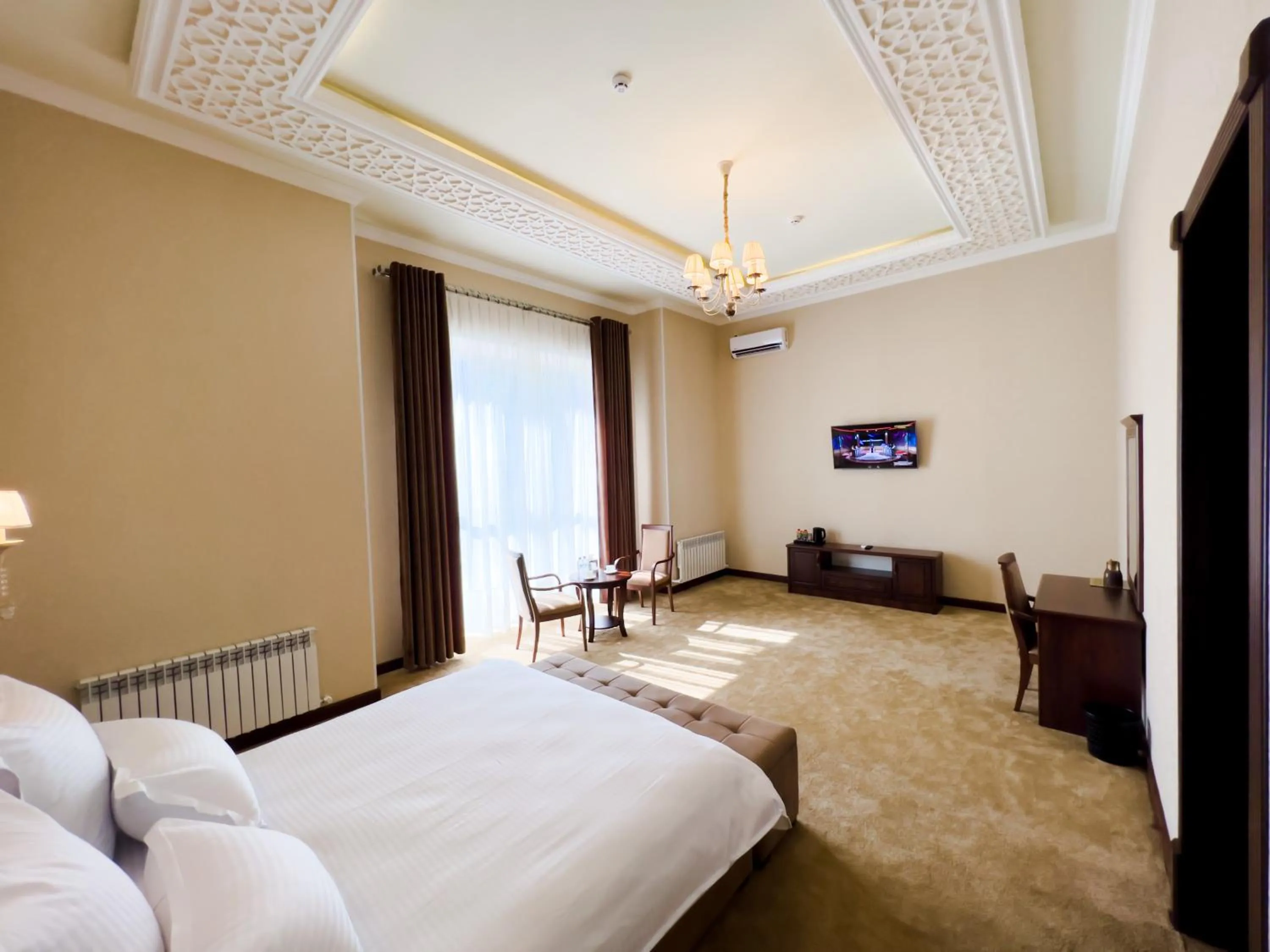 Bed in Hotel Marakanda