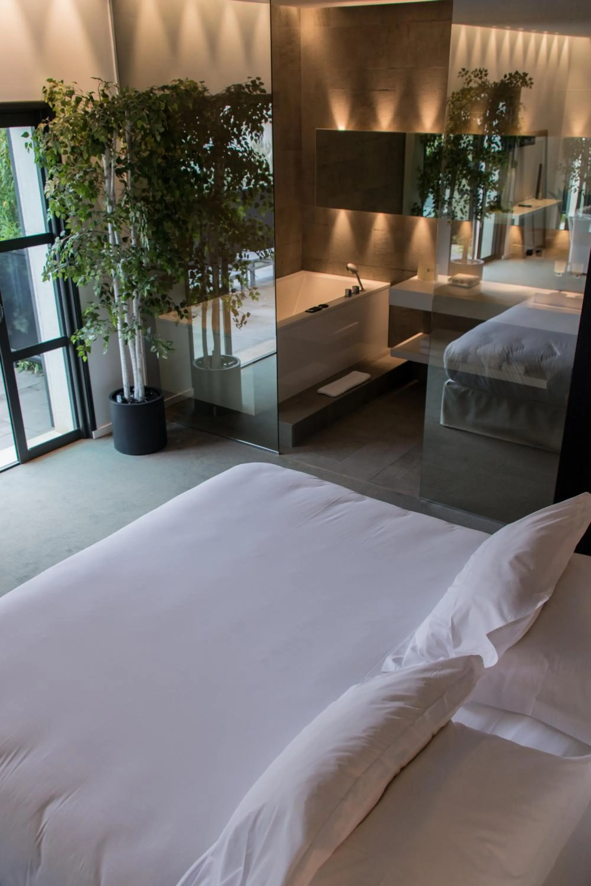 Bed in Bdesign & Spa