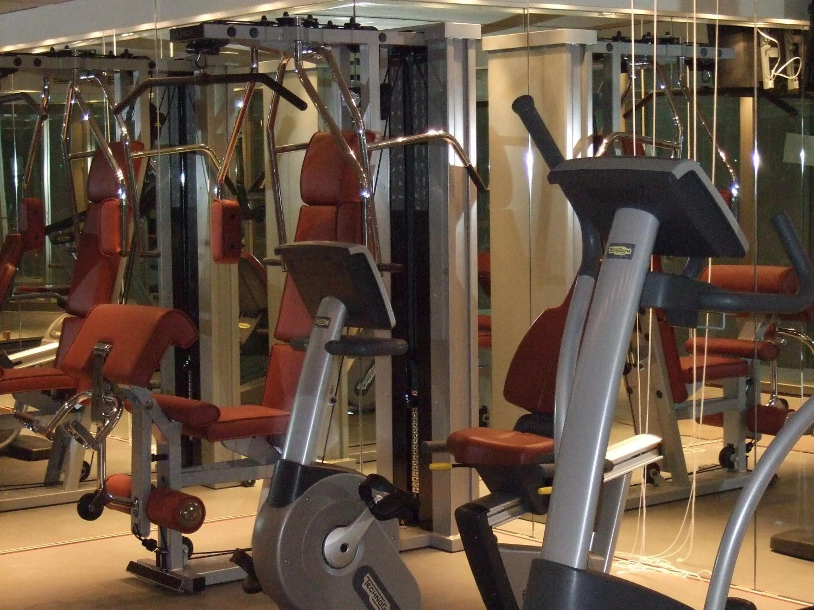 Fitness centre/facilities in Bdesign & Spa