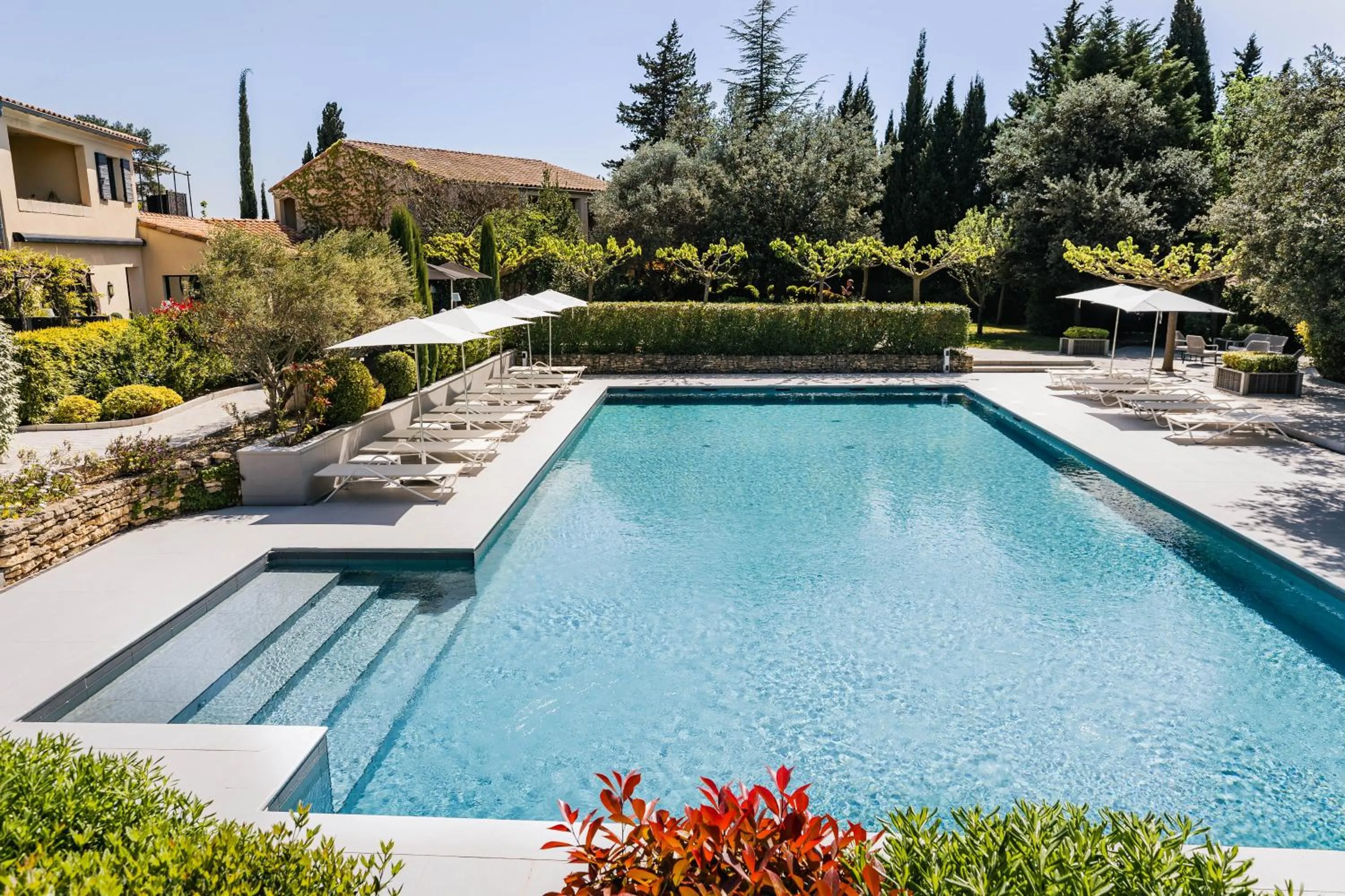 Property building in Bdesign & Spa