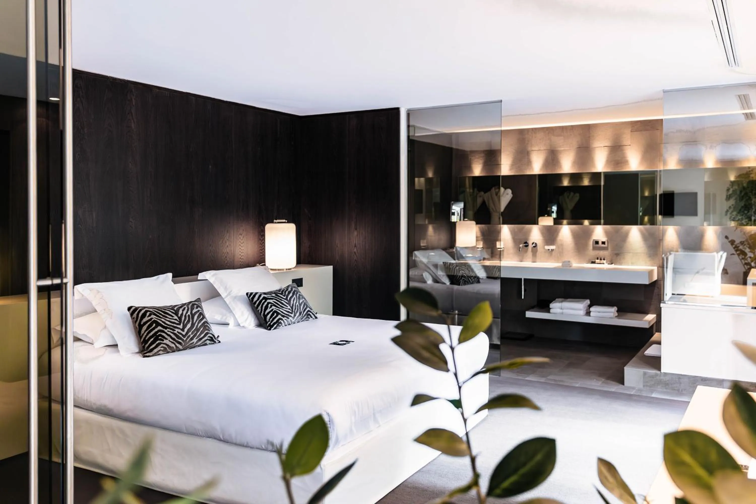 Bed in Bdesign & Spa