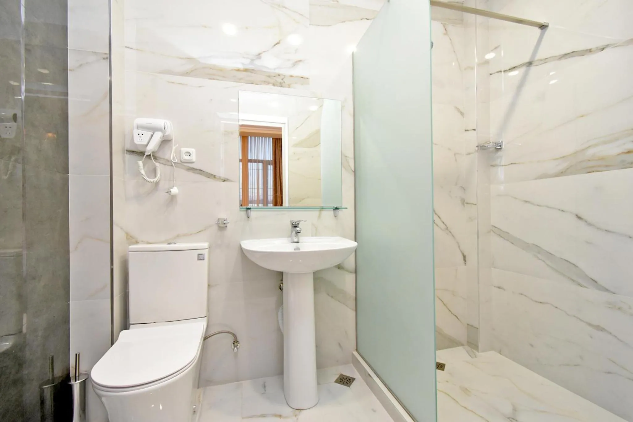 Shower in Macao Hotel