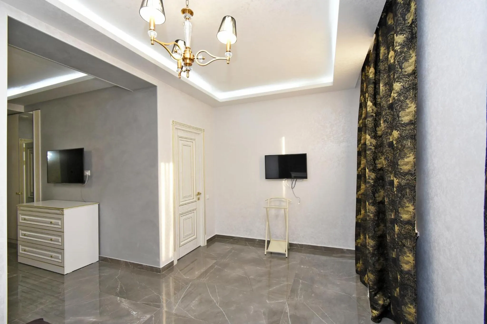 TV and multimedia in Macao Hotel