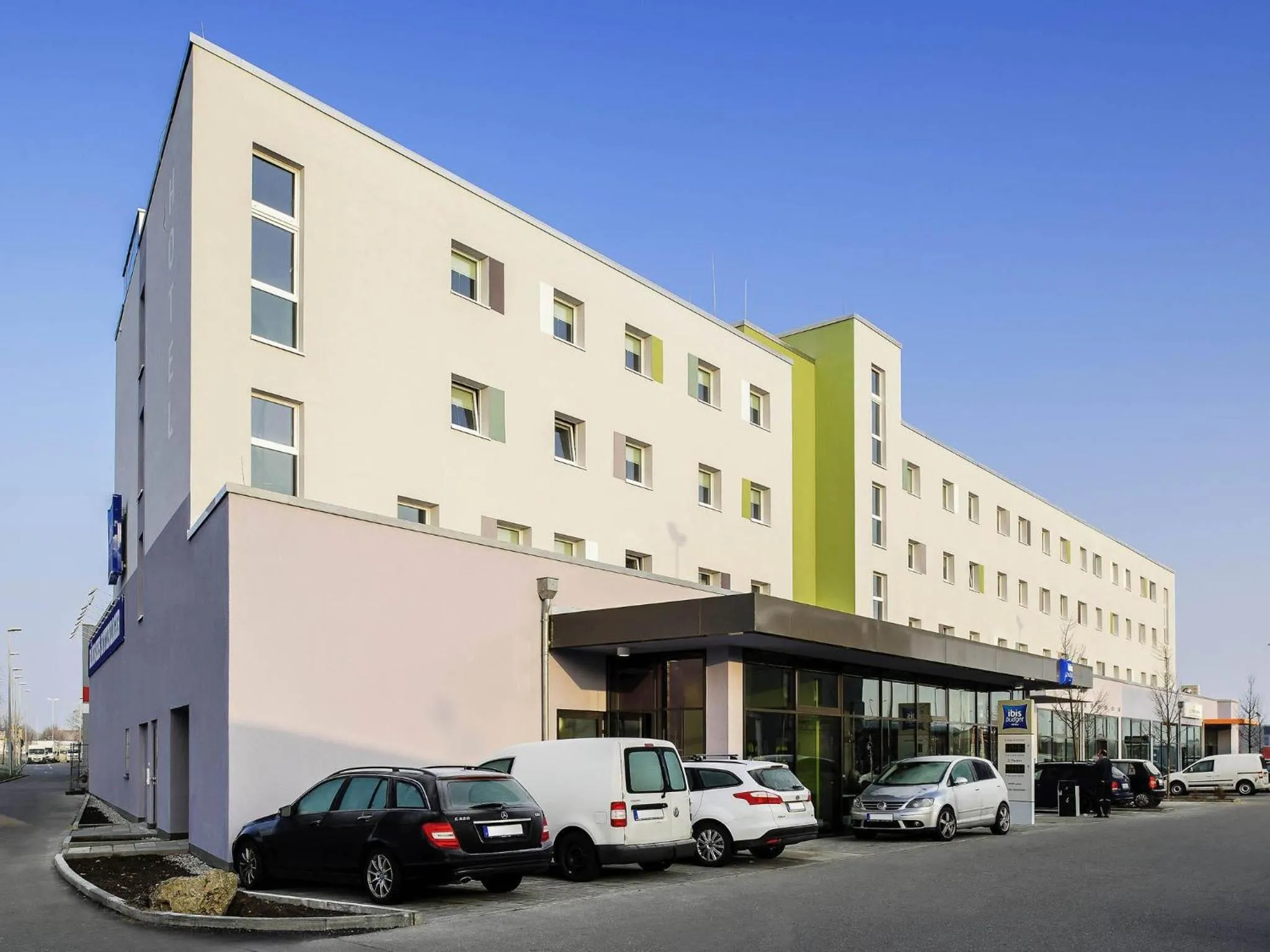 Property building in Ibis budget München Airport Erding