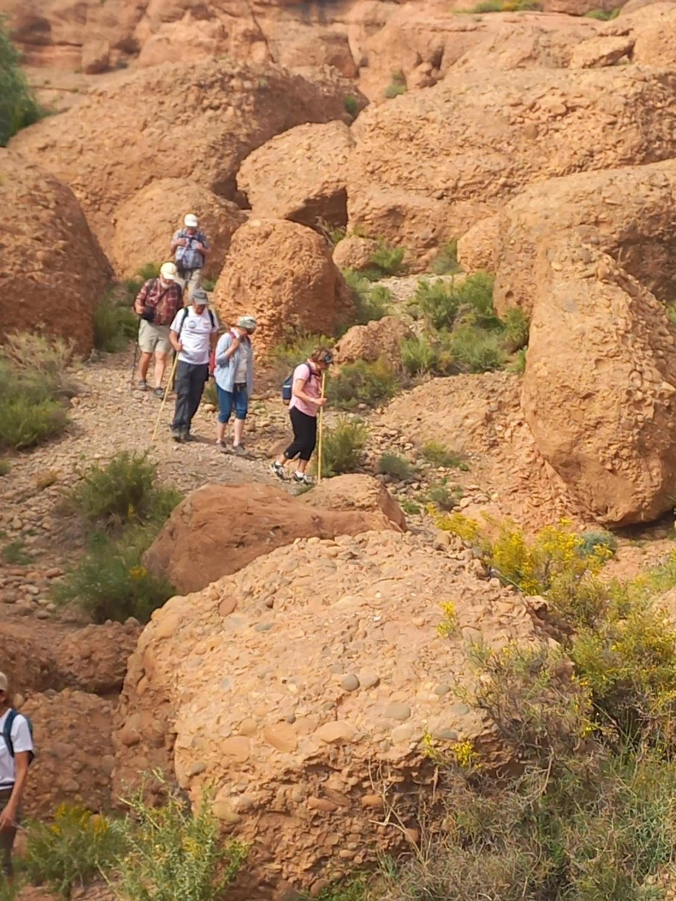 Hiking in Casbah d'hôte La Jeanne Tourisme Ecologique