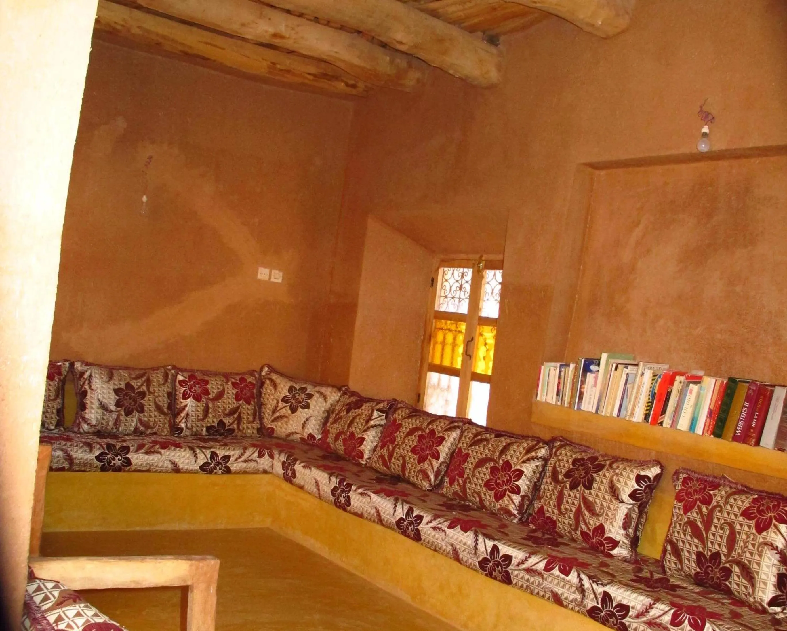 Lounge or bar in Casbah d'hôte La Jeanne Tourisme Ecologique