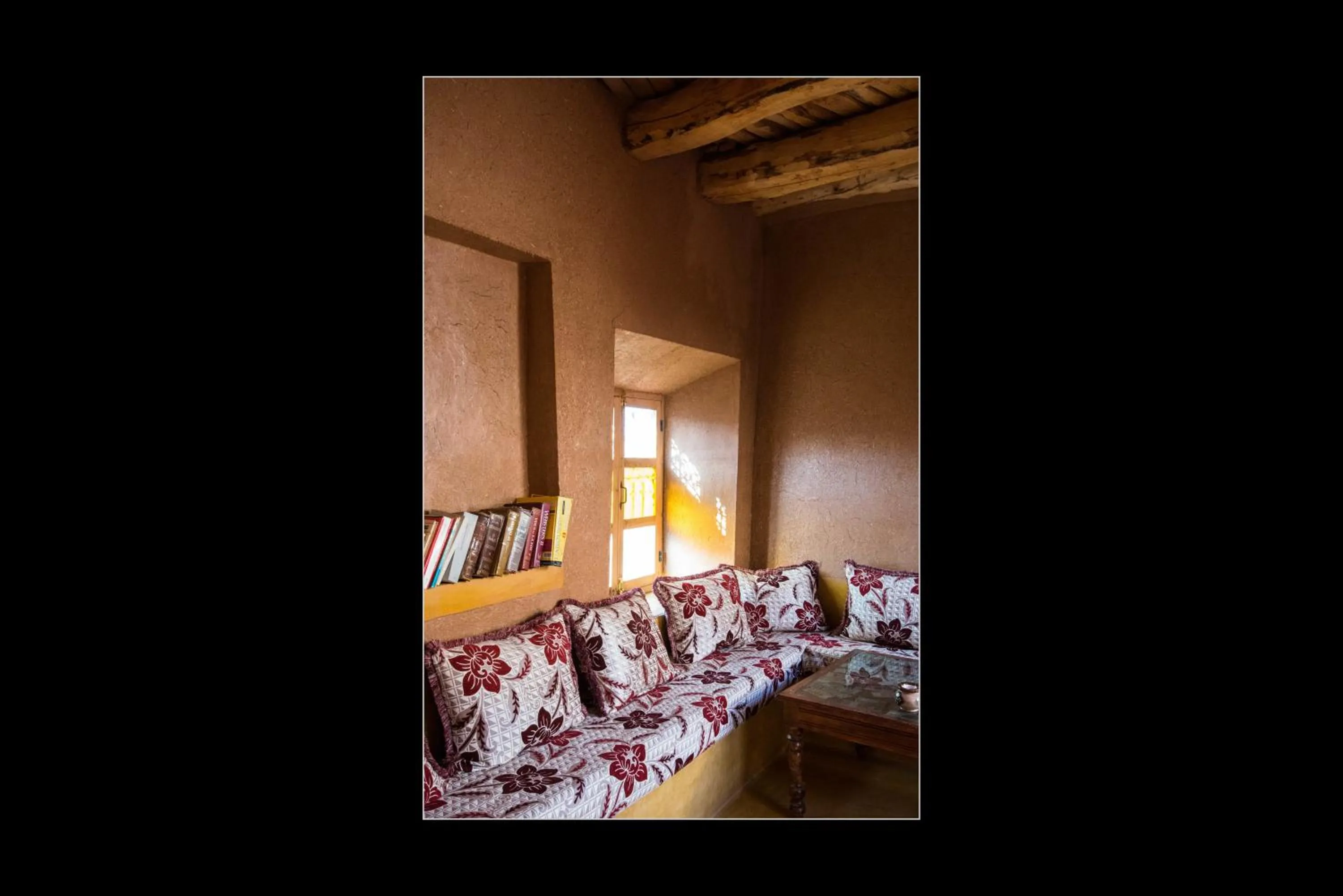 Living room, Bed in Casbah d'hôte La Jeanne Tourisme Ecologique
