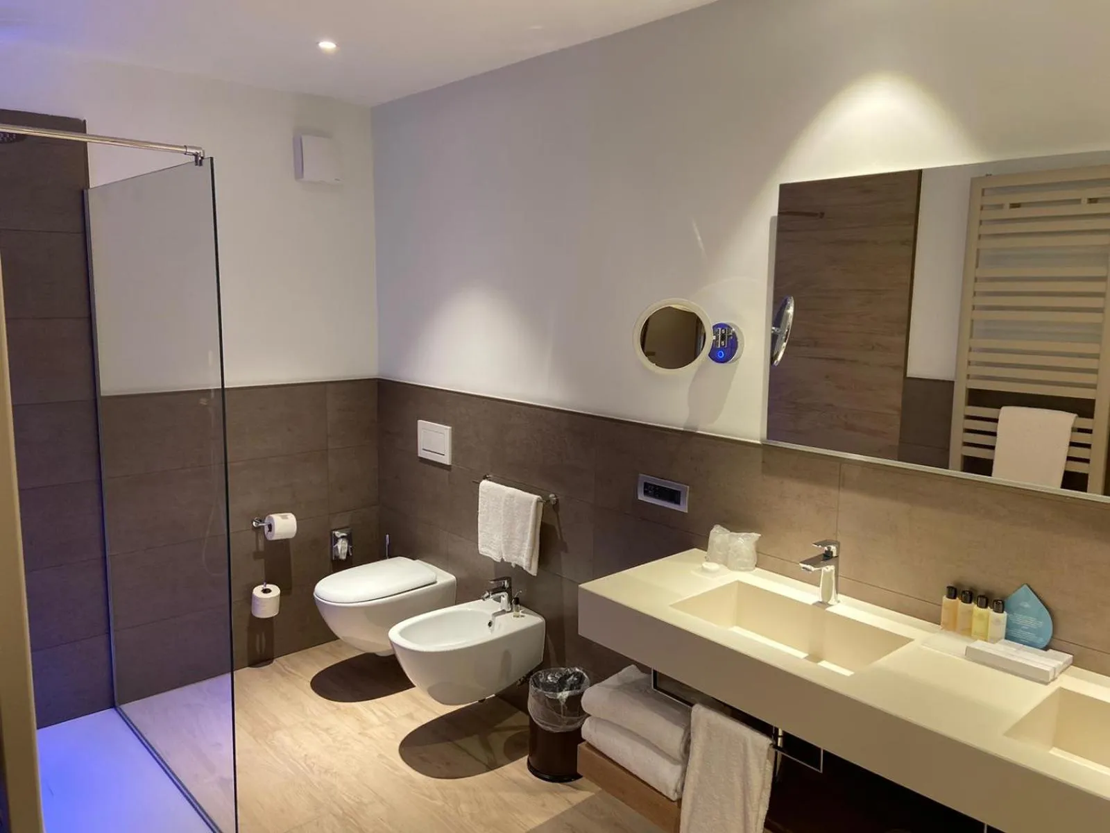 Toilet in Borgobrufa Spa Resort Adults Only