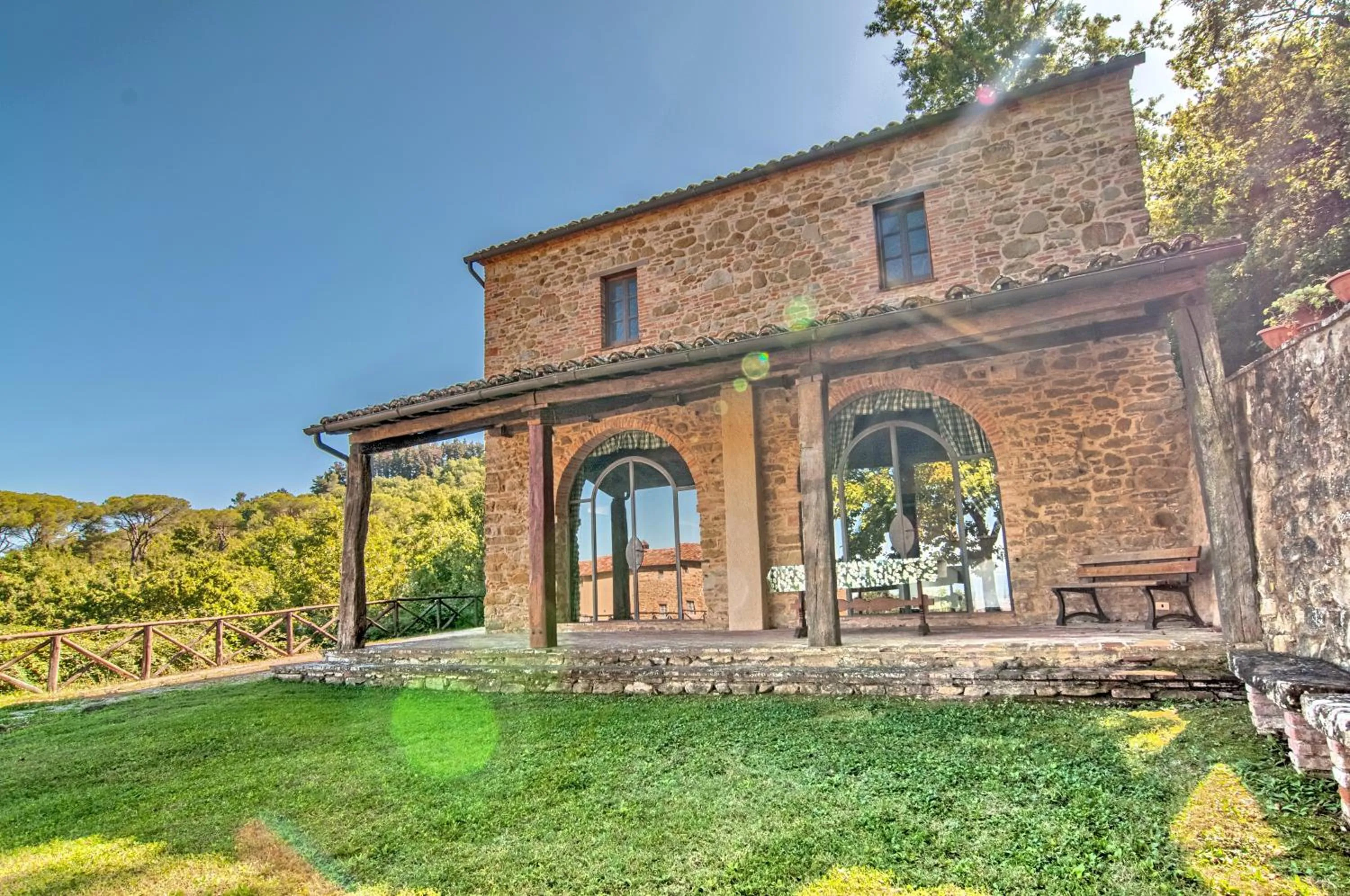 Property building in Agriturismo I Frati