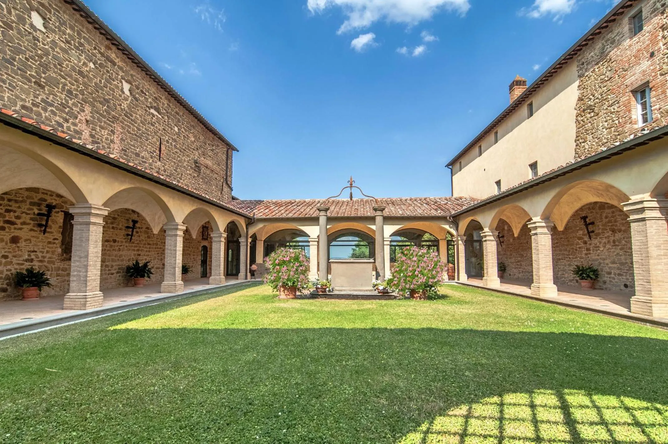Property building in Agriturismo I Frati