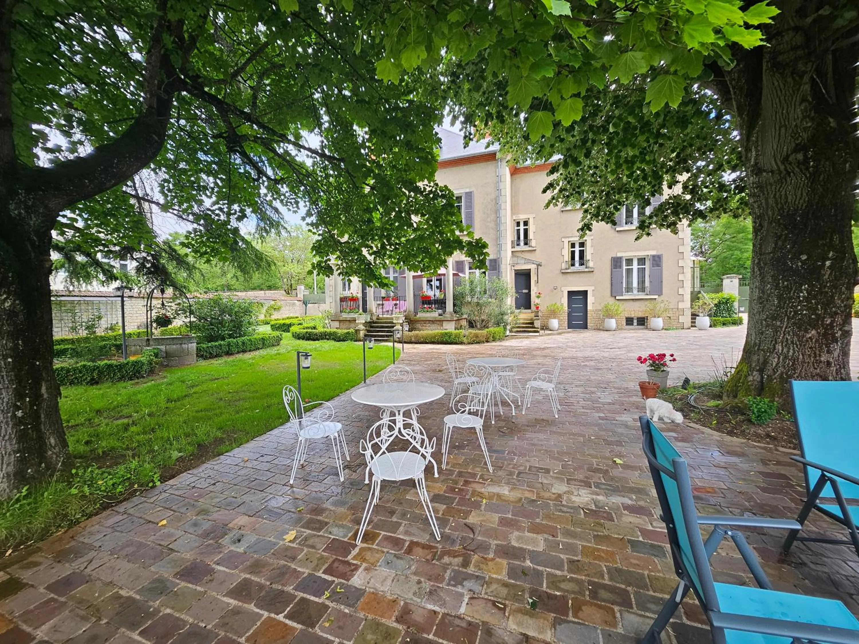Chambres d'Hôtes de luxe Côté Parc-Côté Jardin avec parking privé gratuit