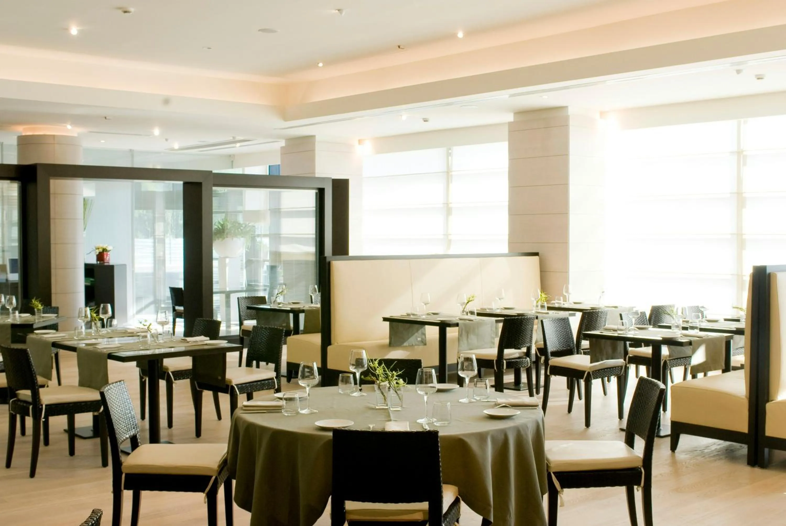 Restaurant/places to eat in Starhotels Grand Milan