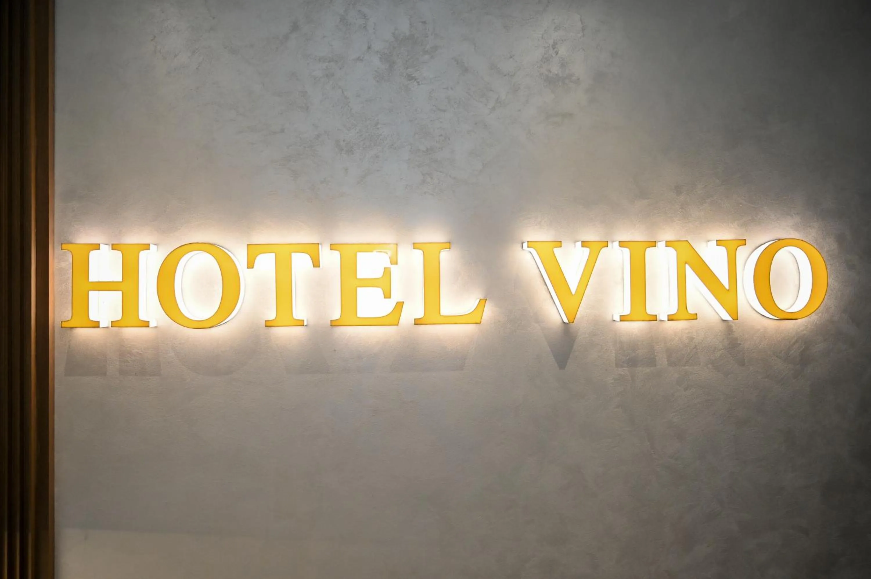 Property logo or sign in Hotel Vino