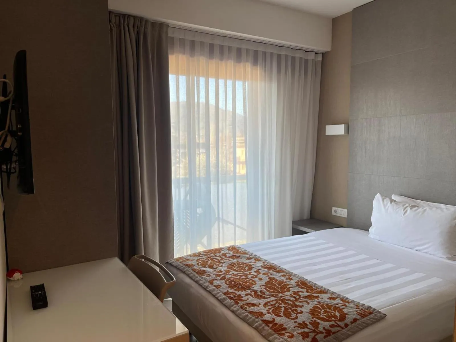 Bed in Hotel Napoleon