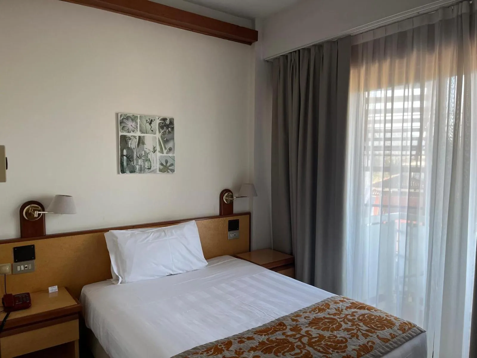 Bed in Hotel Napoleon