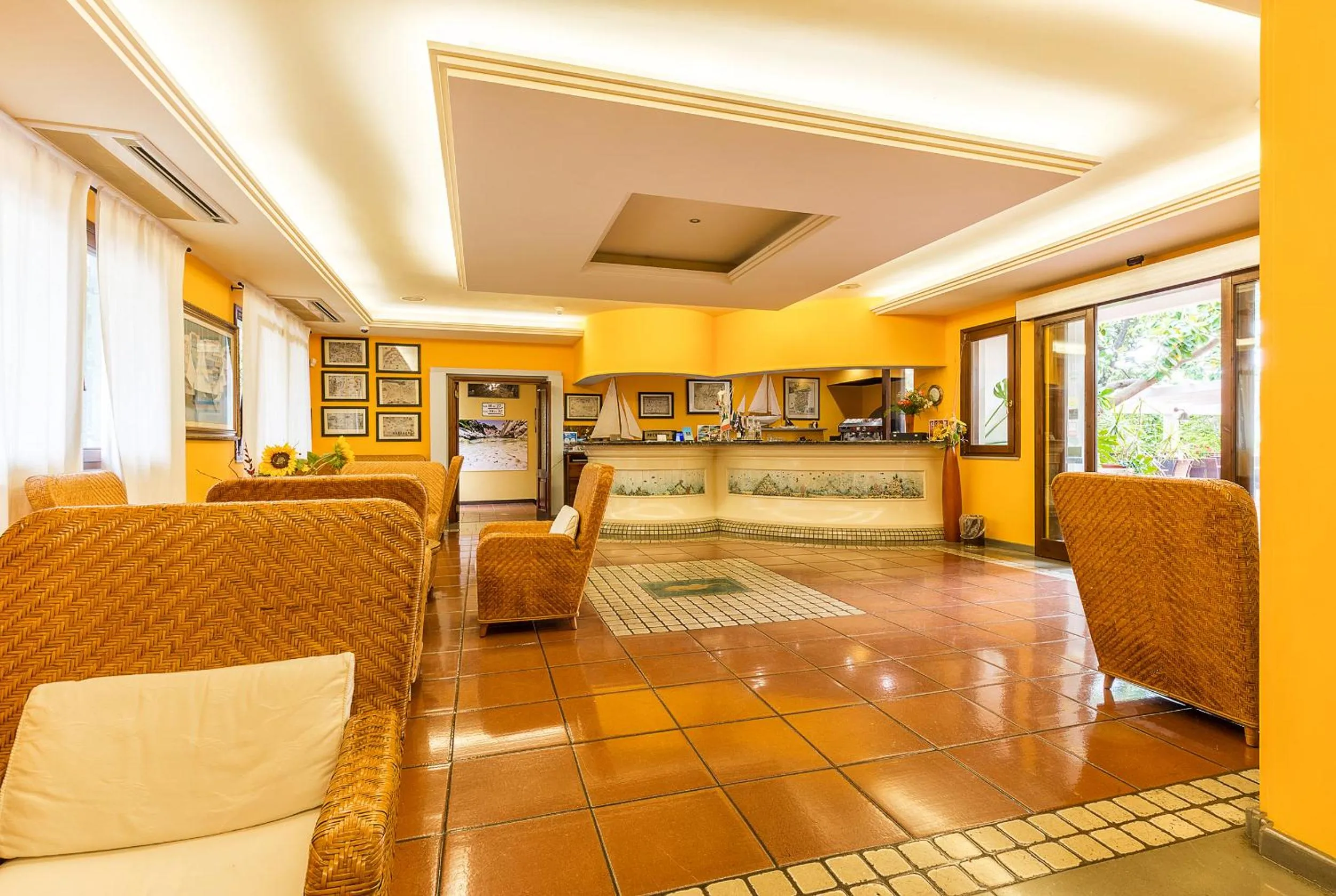 Lobby or reception in Hotel Santa Maria