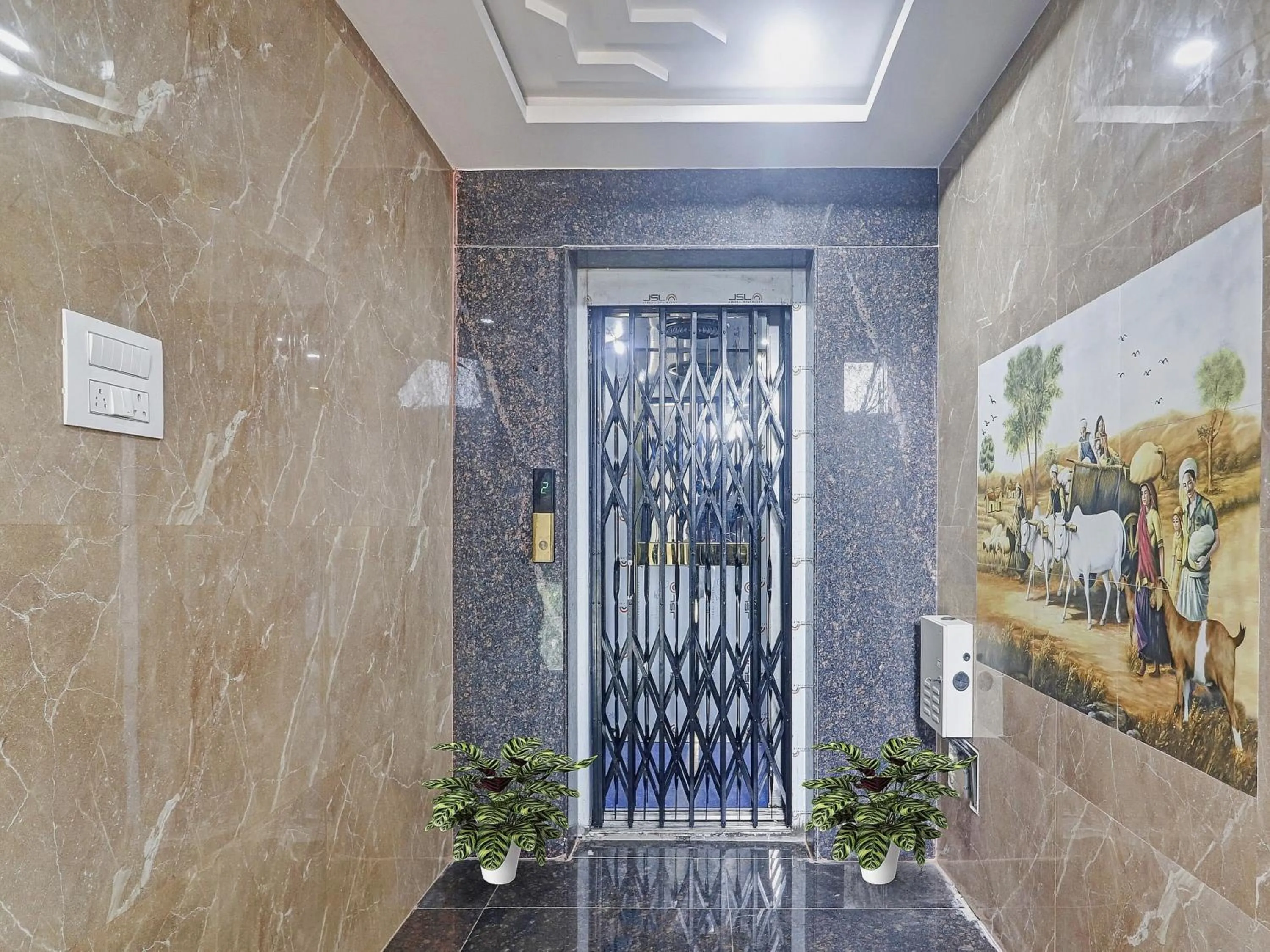 Lobby or reception in Super Capital O Srinika Inn