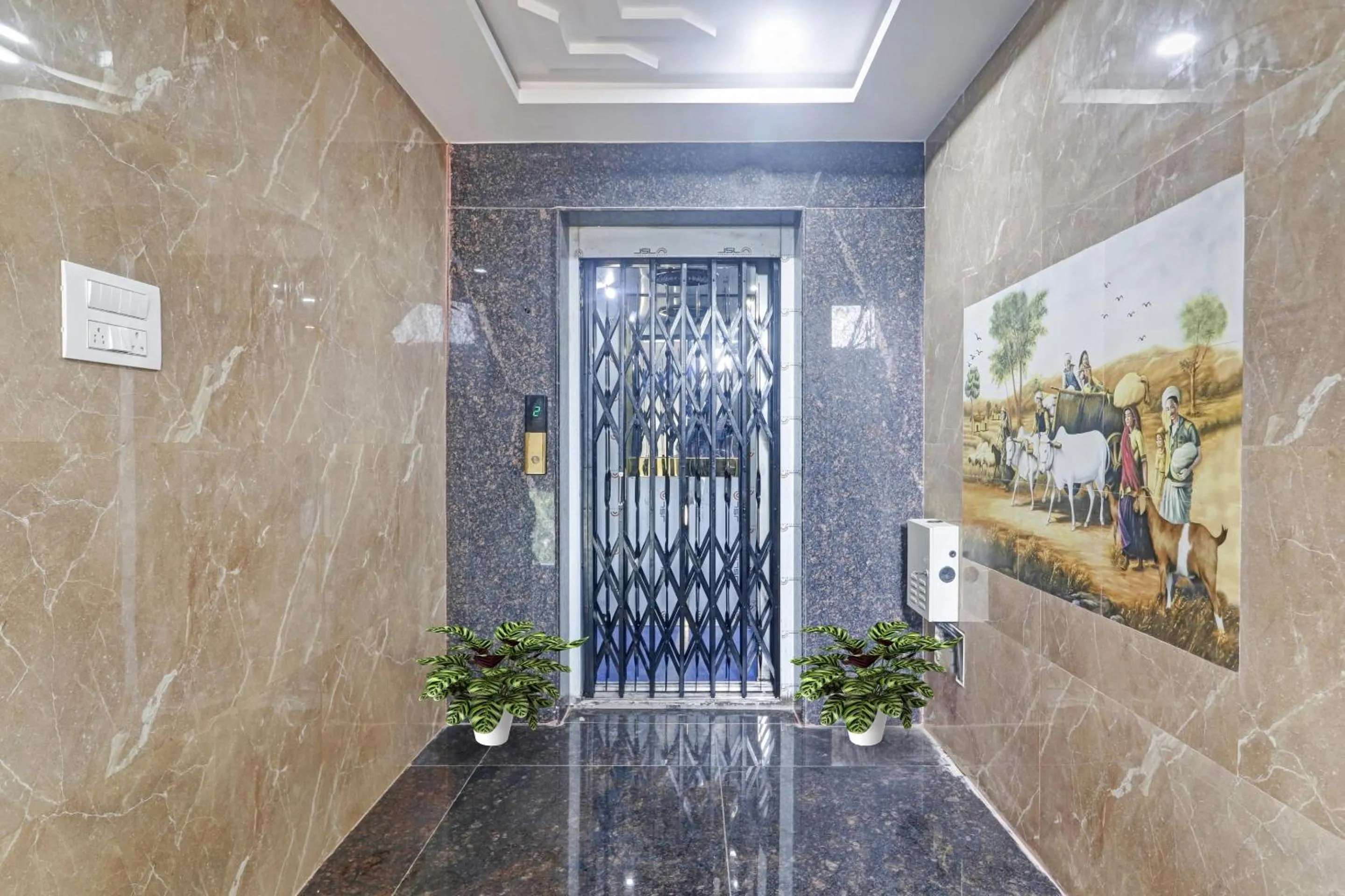 Lobby or reception in Super Capital O Srinika Inn