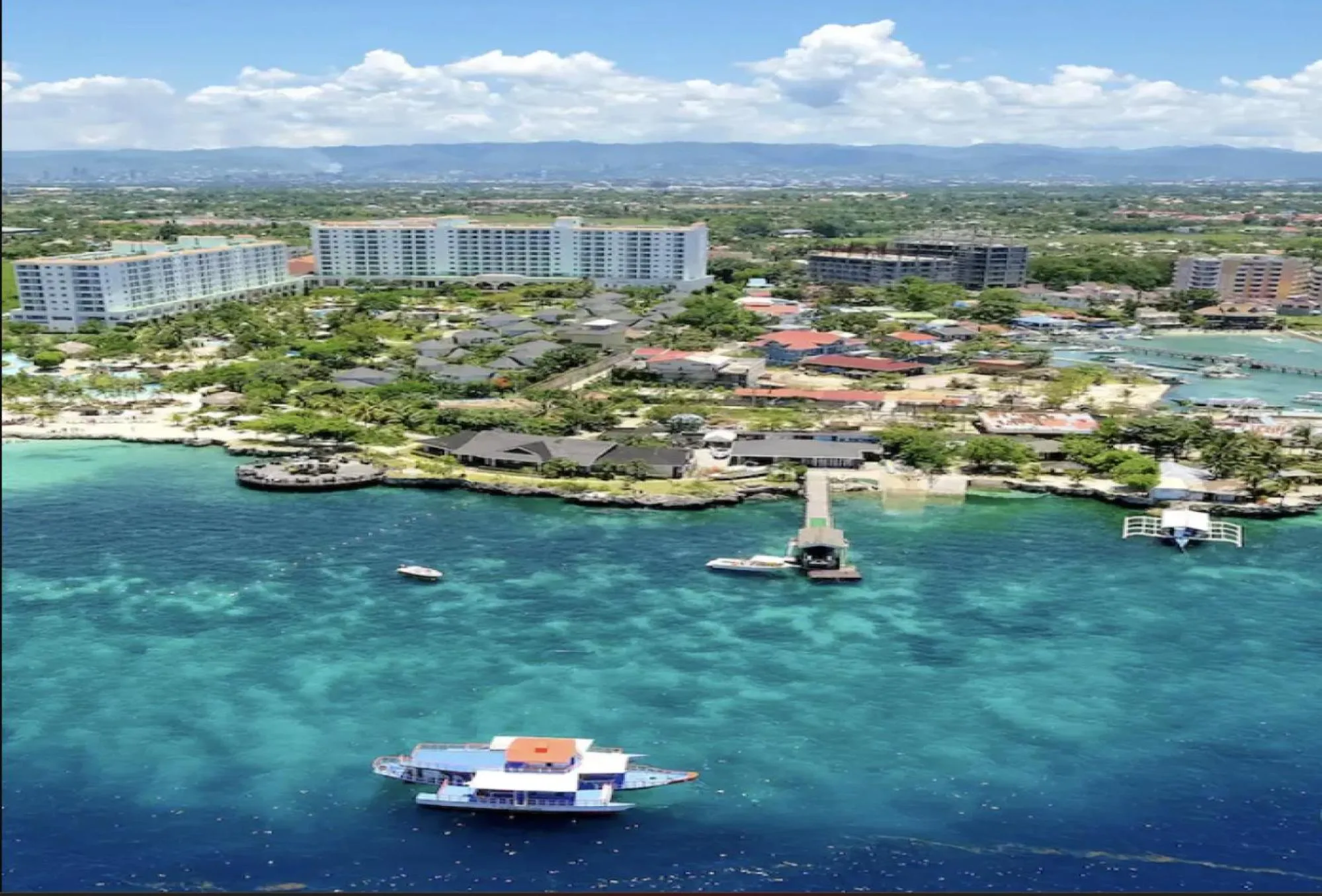 Beach in RedDoorz at PWL Exclusive Resort Cebu