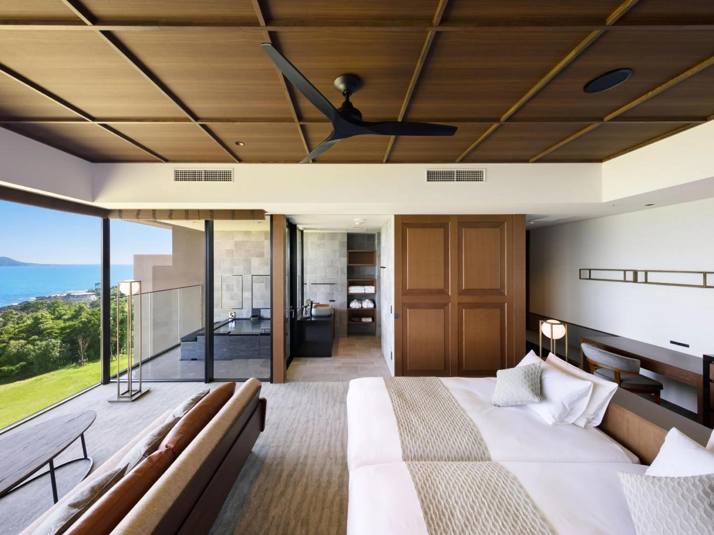 View (from property/room), Bed in GOTO RETREAT by Onko Chishin