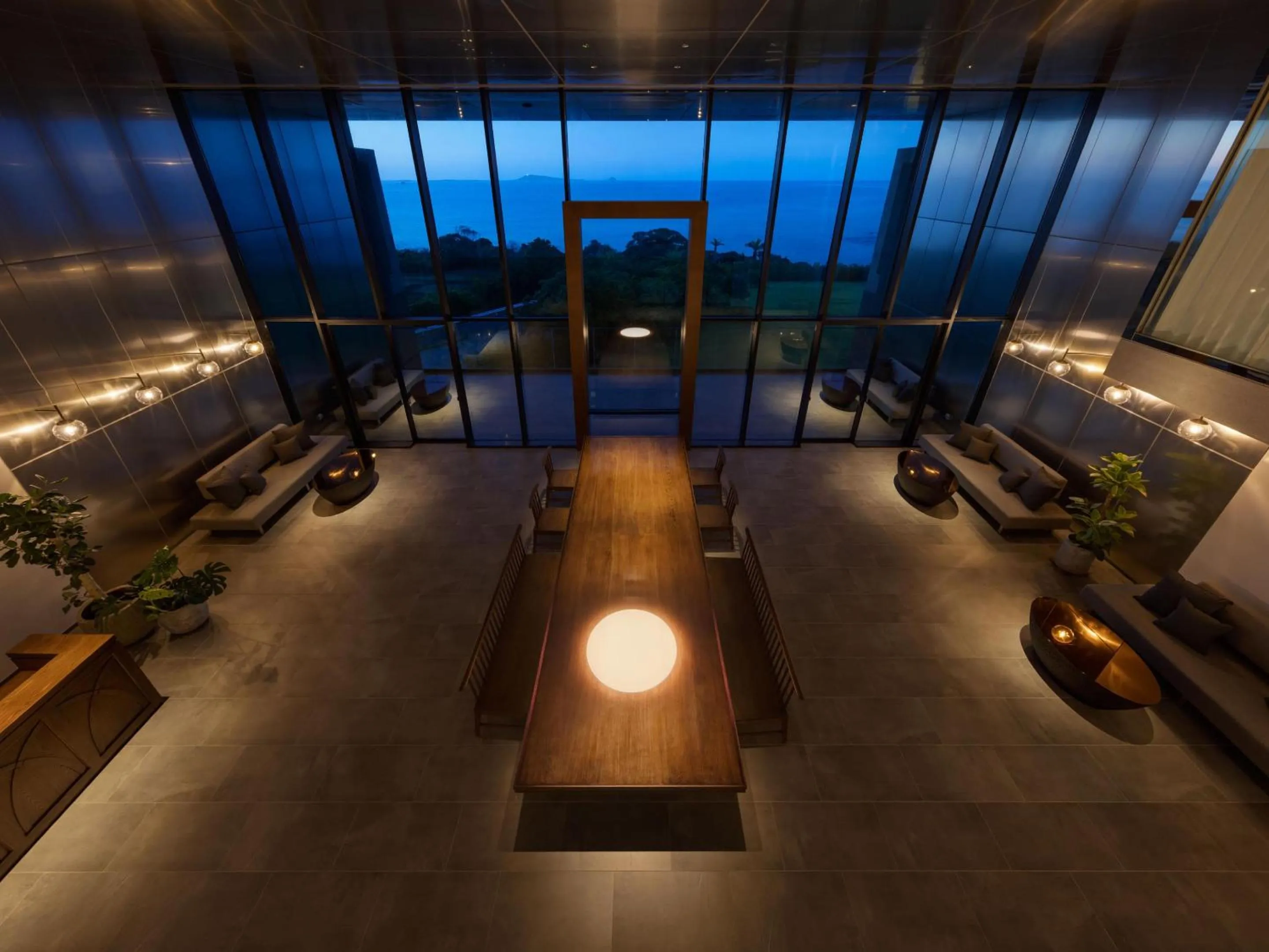 Night in GOTO RETREAT by Onko Chishin