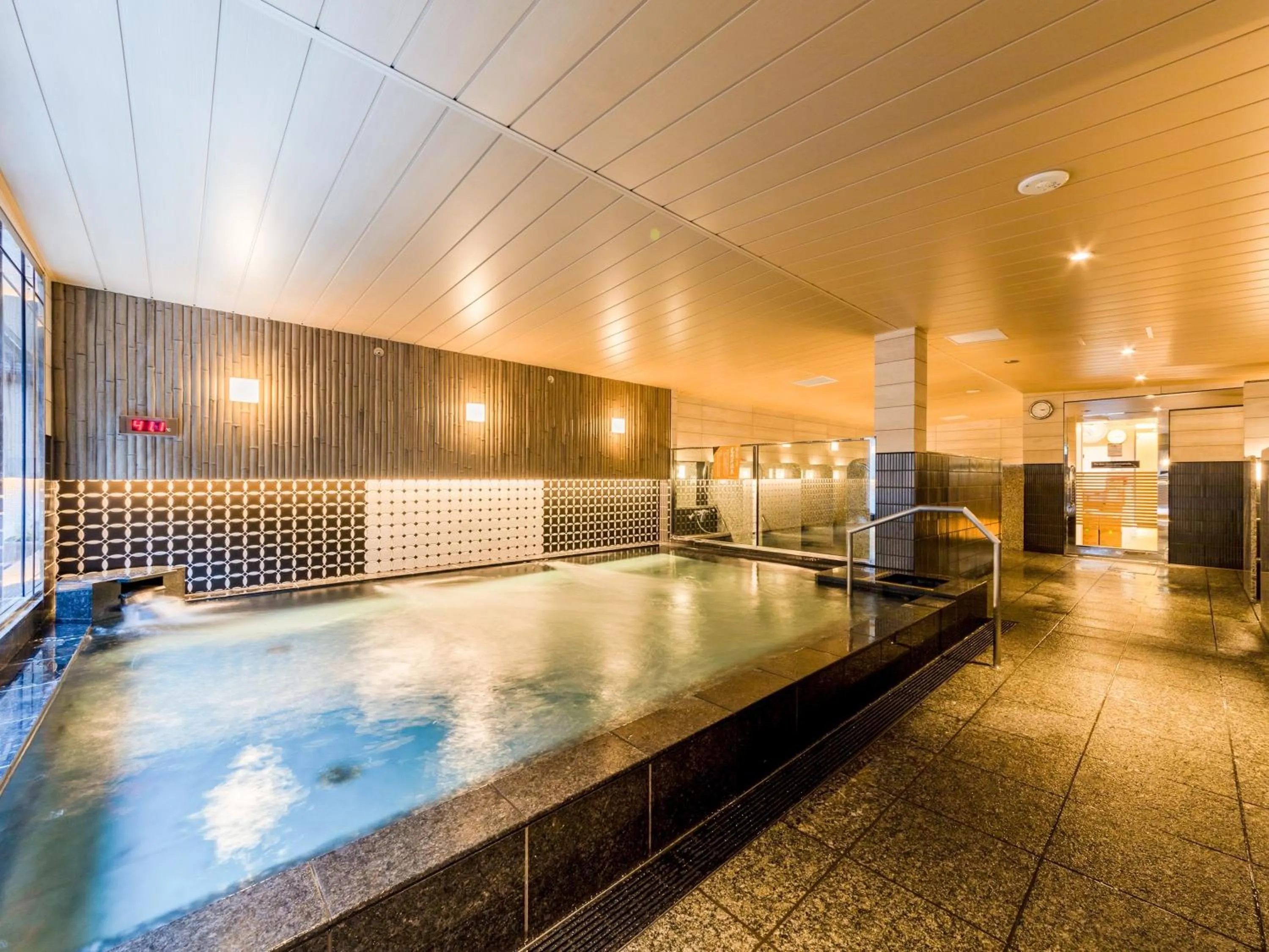 Public Bath in APA Hotel & Resort Roppongi Ekihigashi