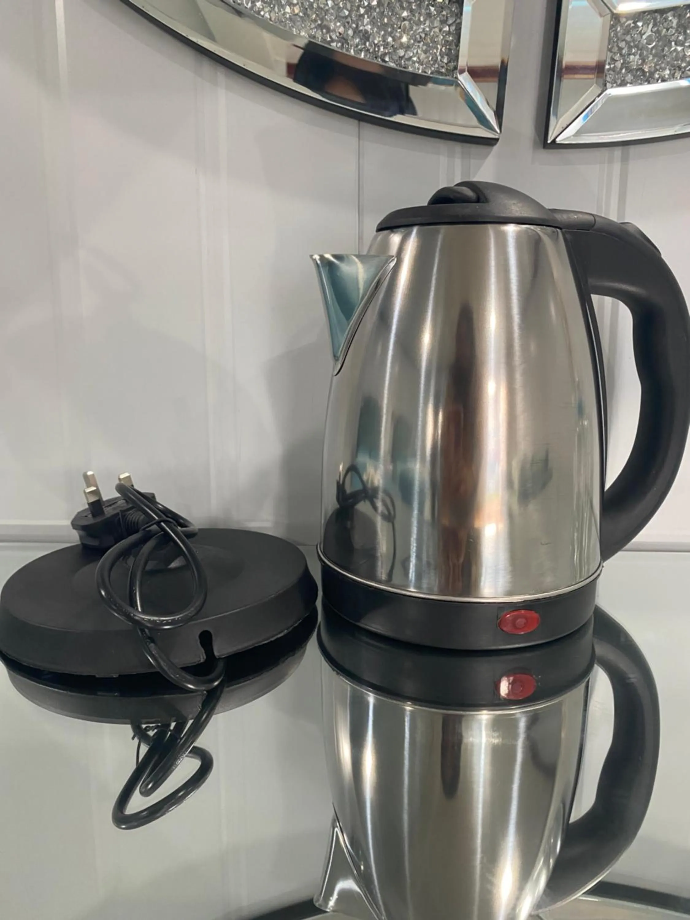 Coffee/tea facilities in Awangan Palace