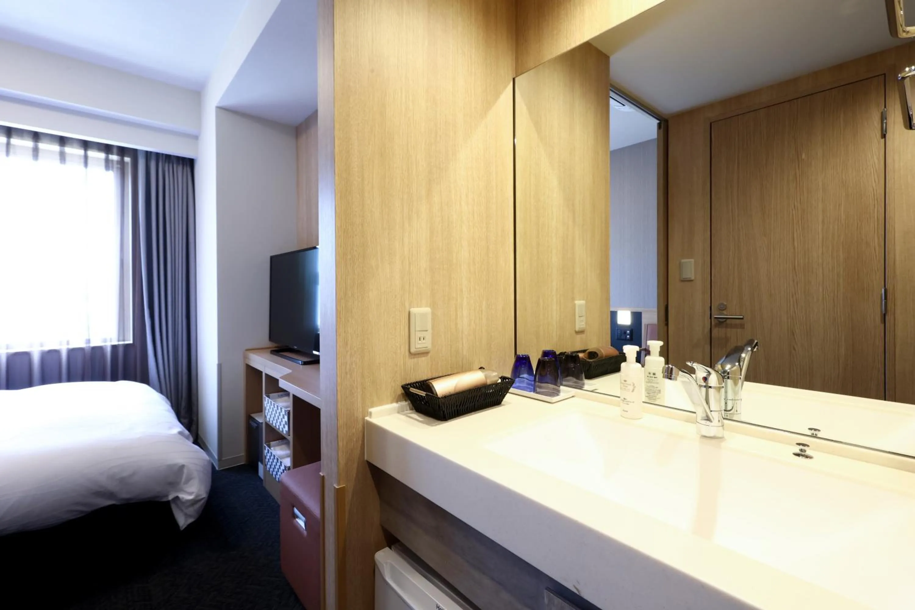 Photo of the whole room, Bed in Dormy Inn Okayama Natural Hot Spring