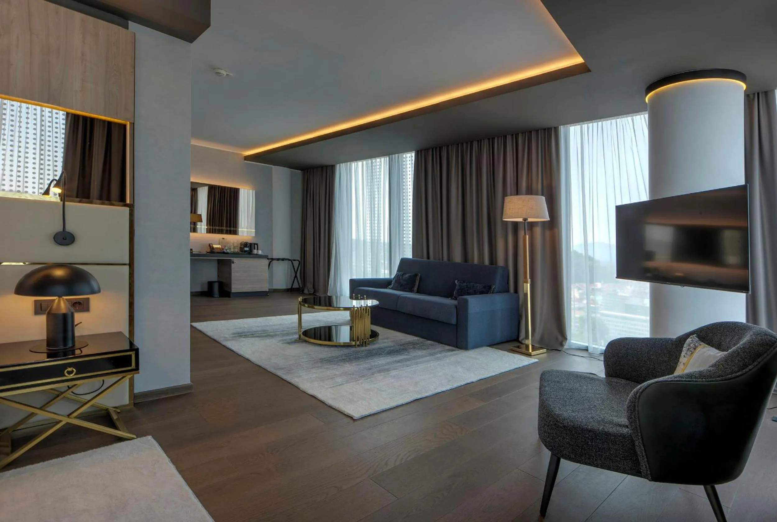 Grand Plaza Hotel & Congress Center