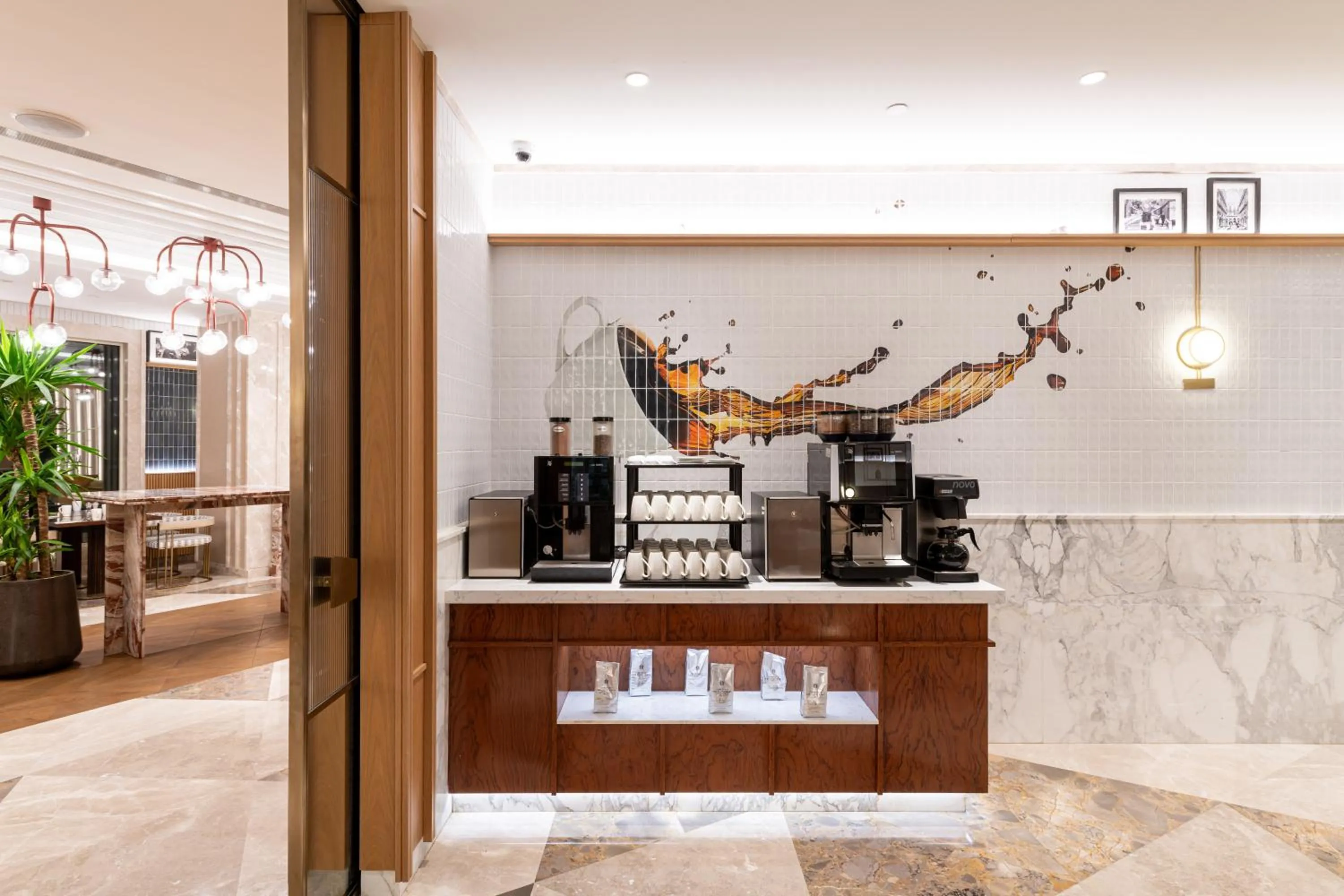 Restaurant/places to eat in Ramada Plaza By Wyndham Istanbul City Center