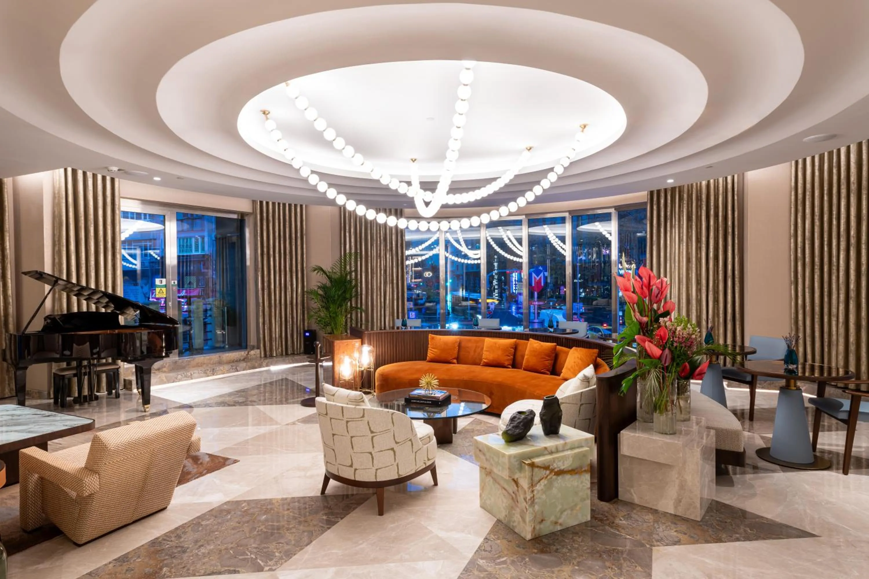 Lobby or reception in Ramada Plaza By Wyndham Istanbul City Center