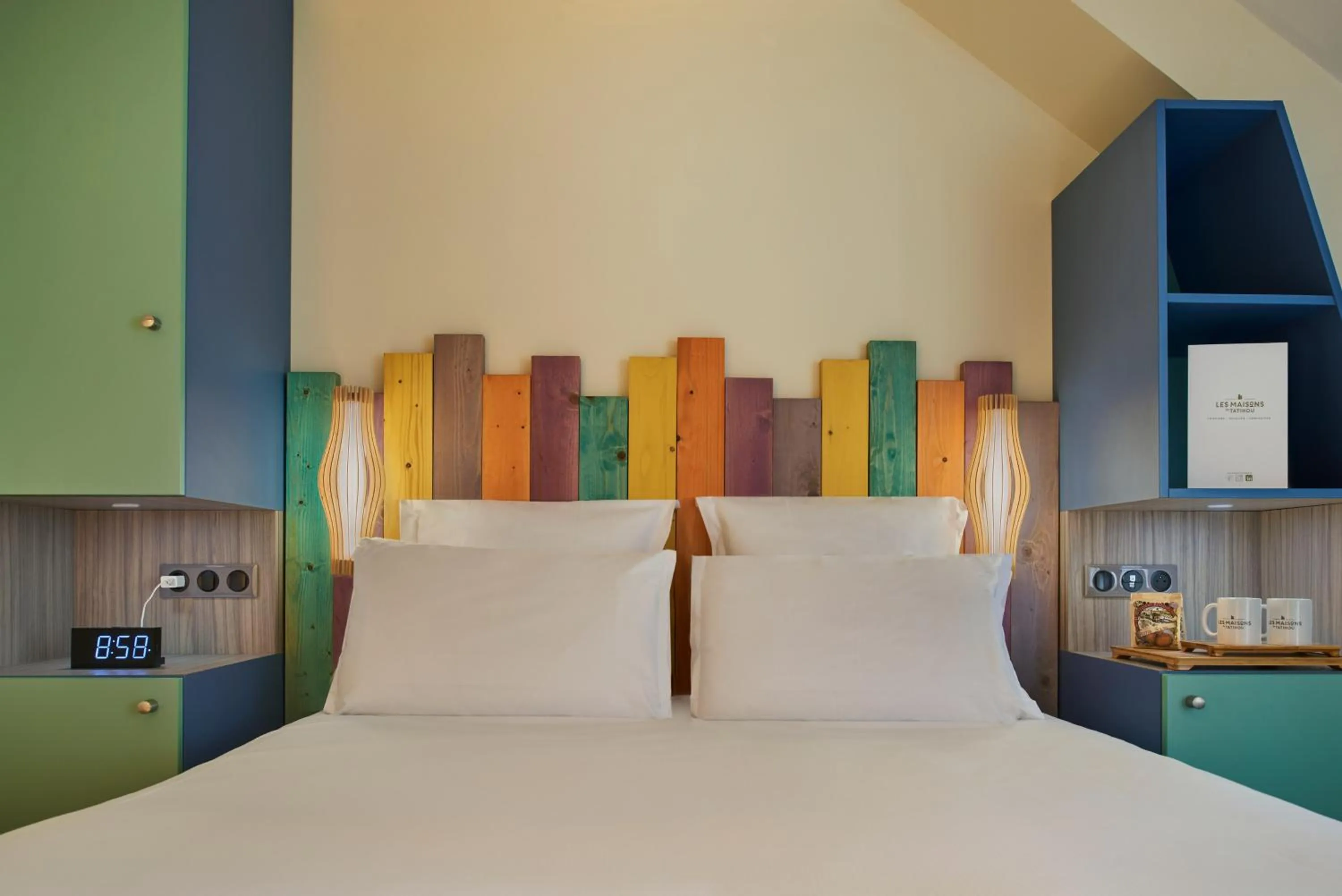 Bed in Les Maisons de Tatihou, The Originals Relais